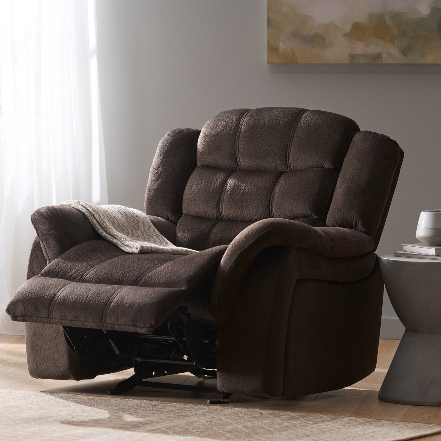 Luxurious Oversized Recliner Chair for Ultimate Relaxation