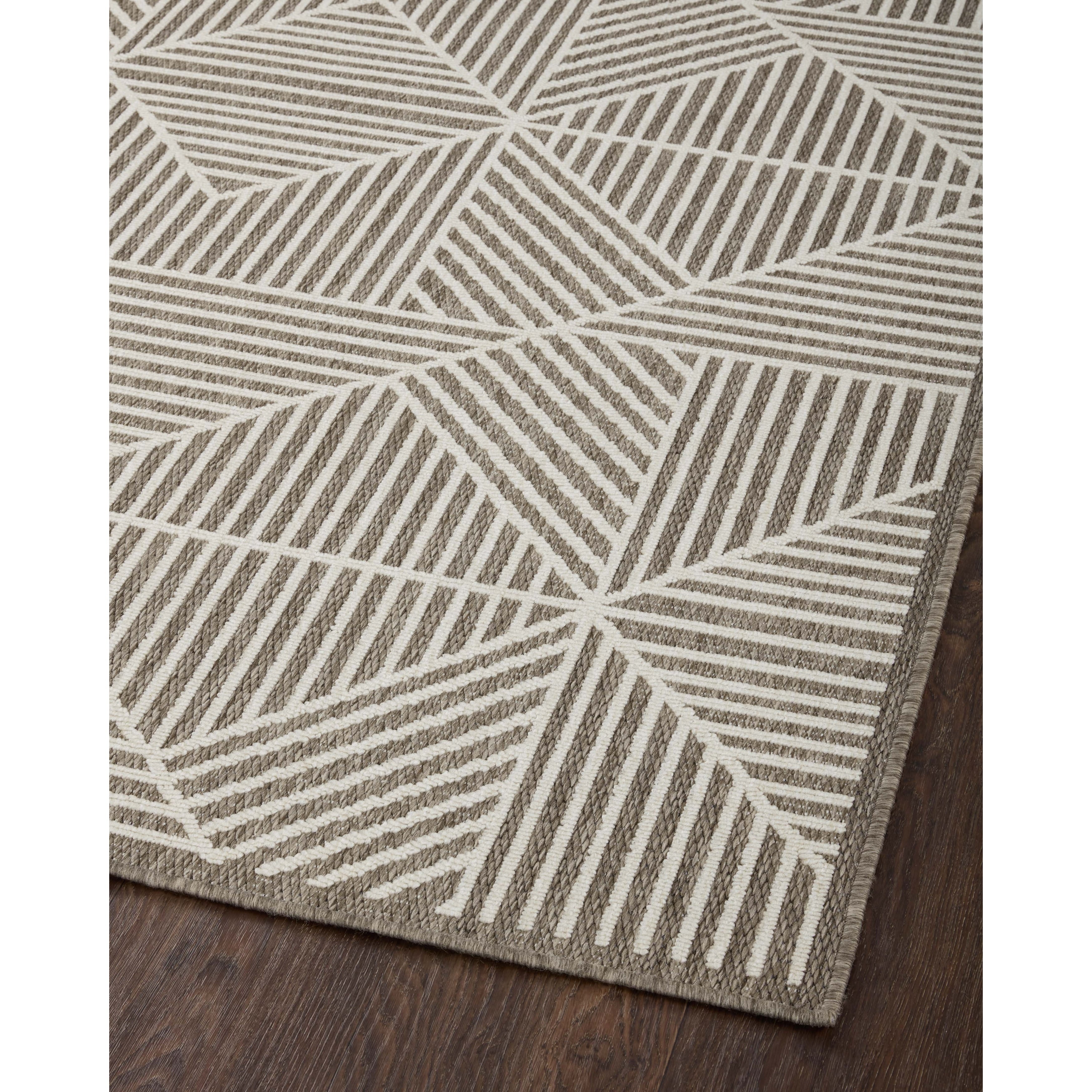 Alexander Home Renee Geometric Modern Indoor / Outdoor Rug