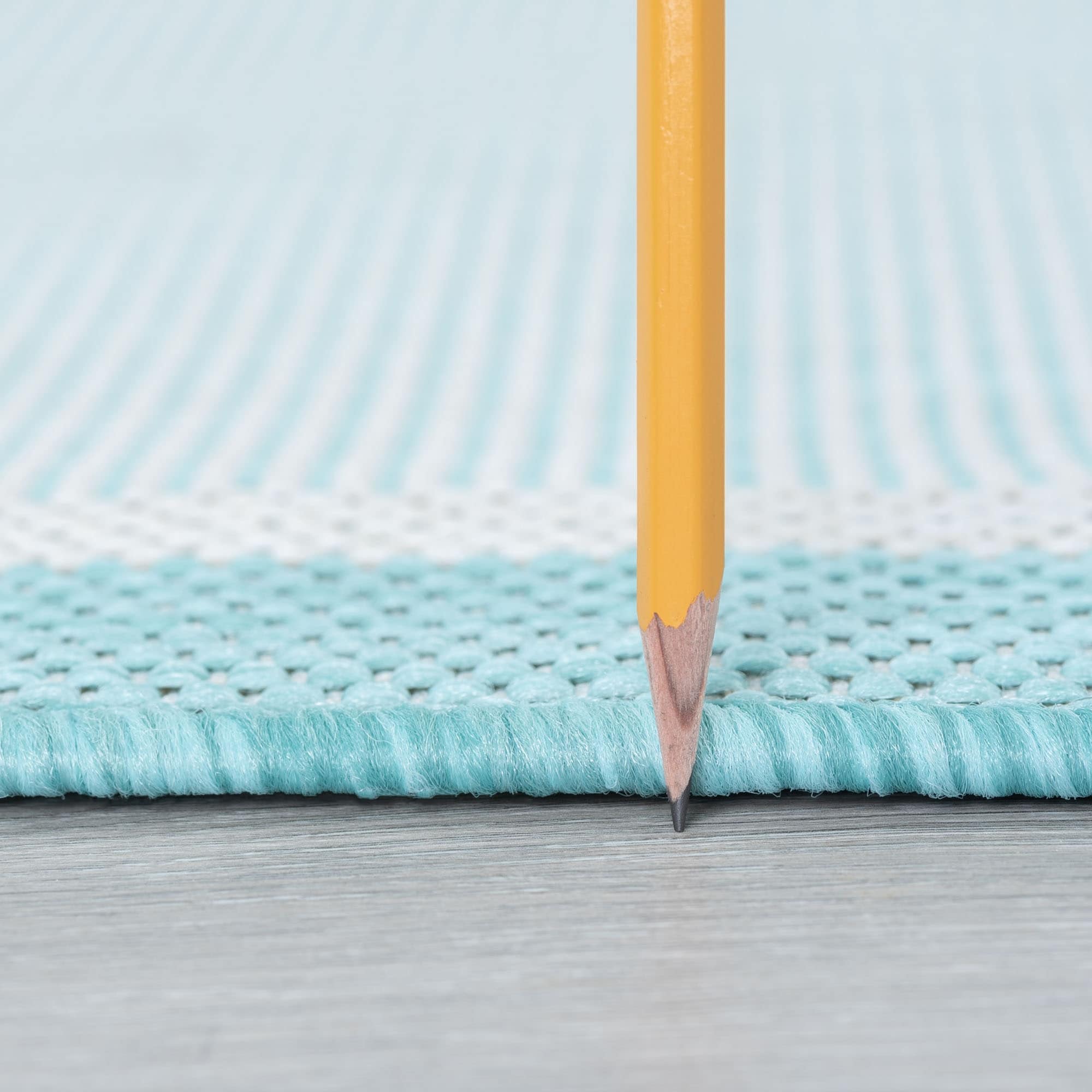 Exo Coastal Geometric Indoor/Outdoor Area Rug