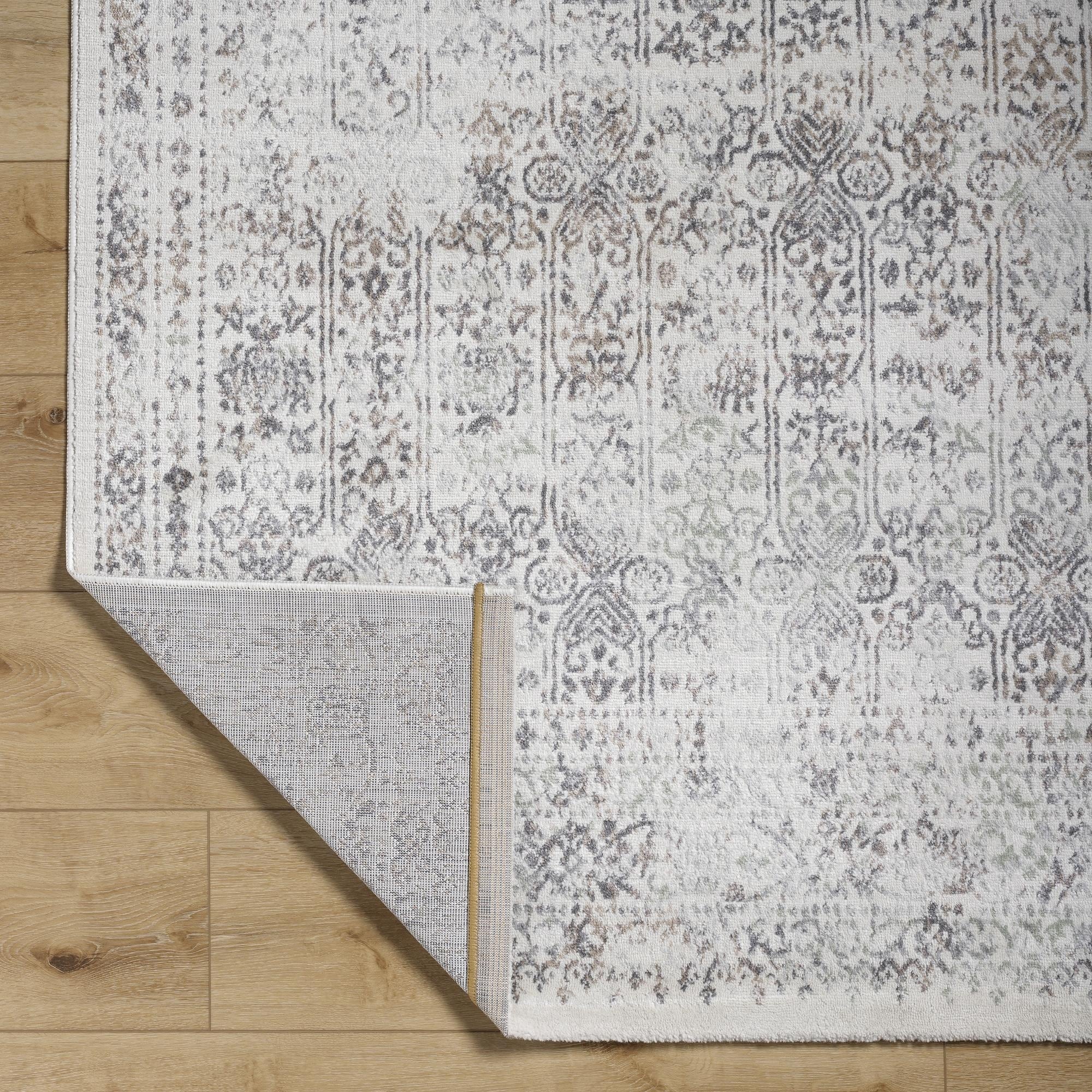 Livabliss Henson Vintage Traditional Area Rug