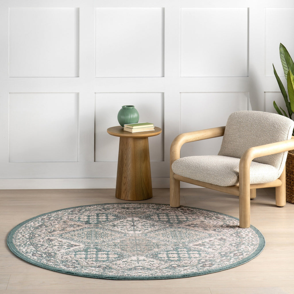 Nuloom Becca Traditional Tiled Area Rug