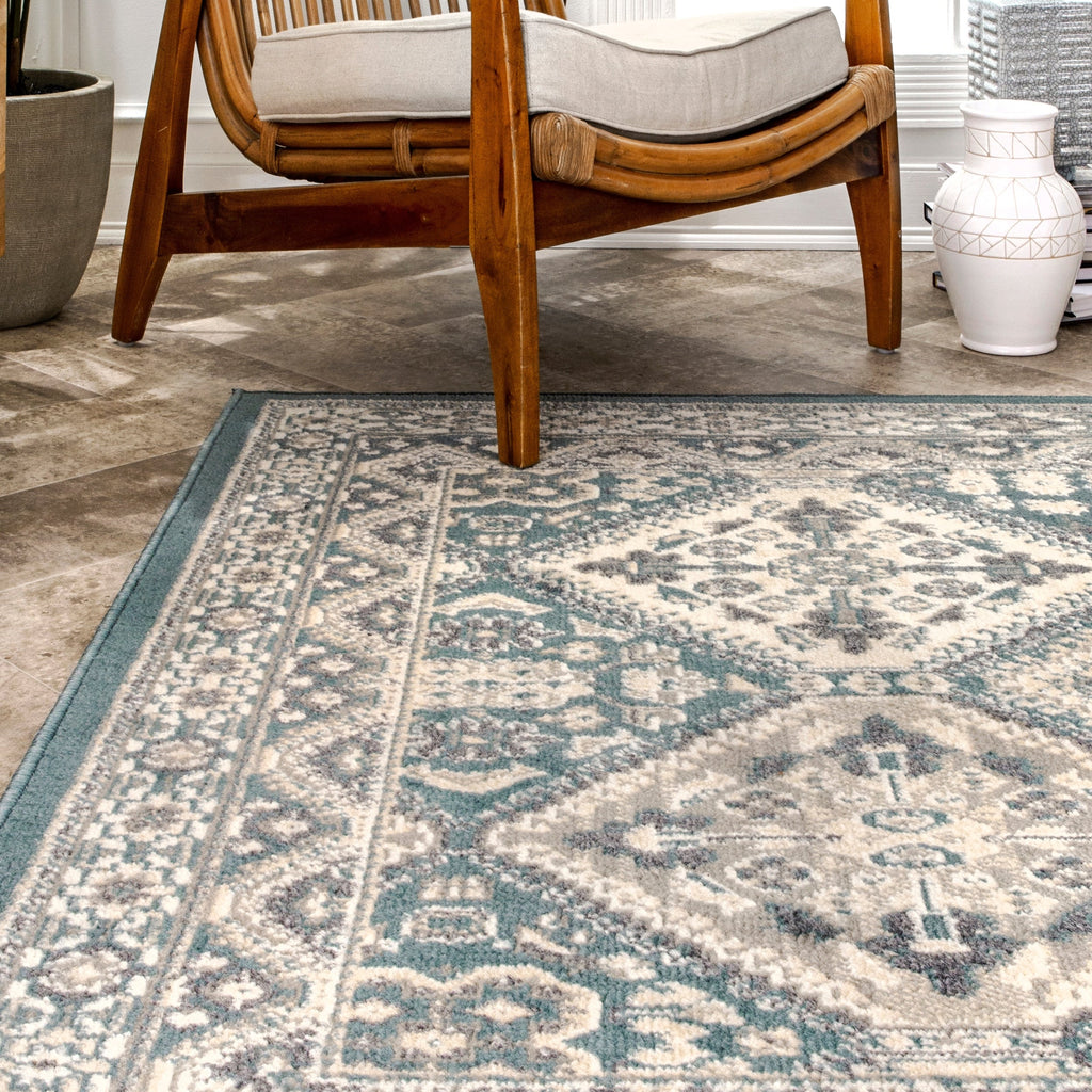 Nuloom Becca Traditional Tiled Area Rug