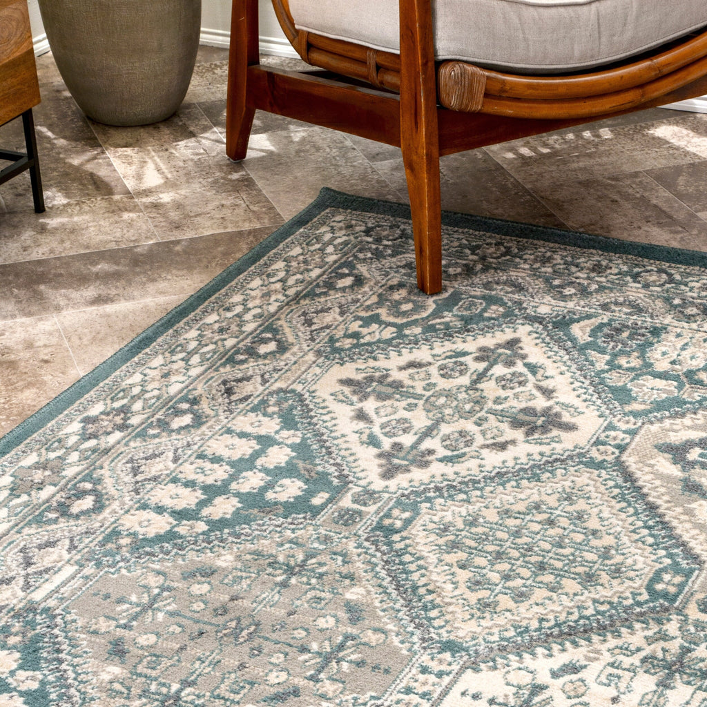 Nuloom Becca Traditional Tiled Area Rug