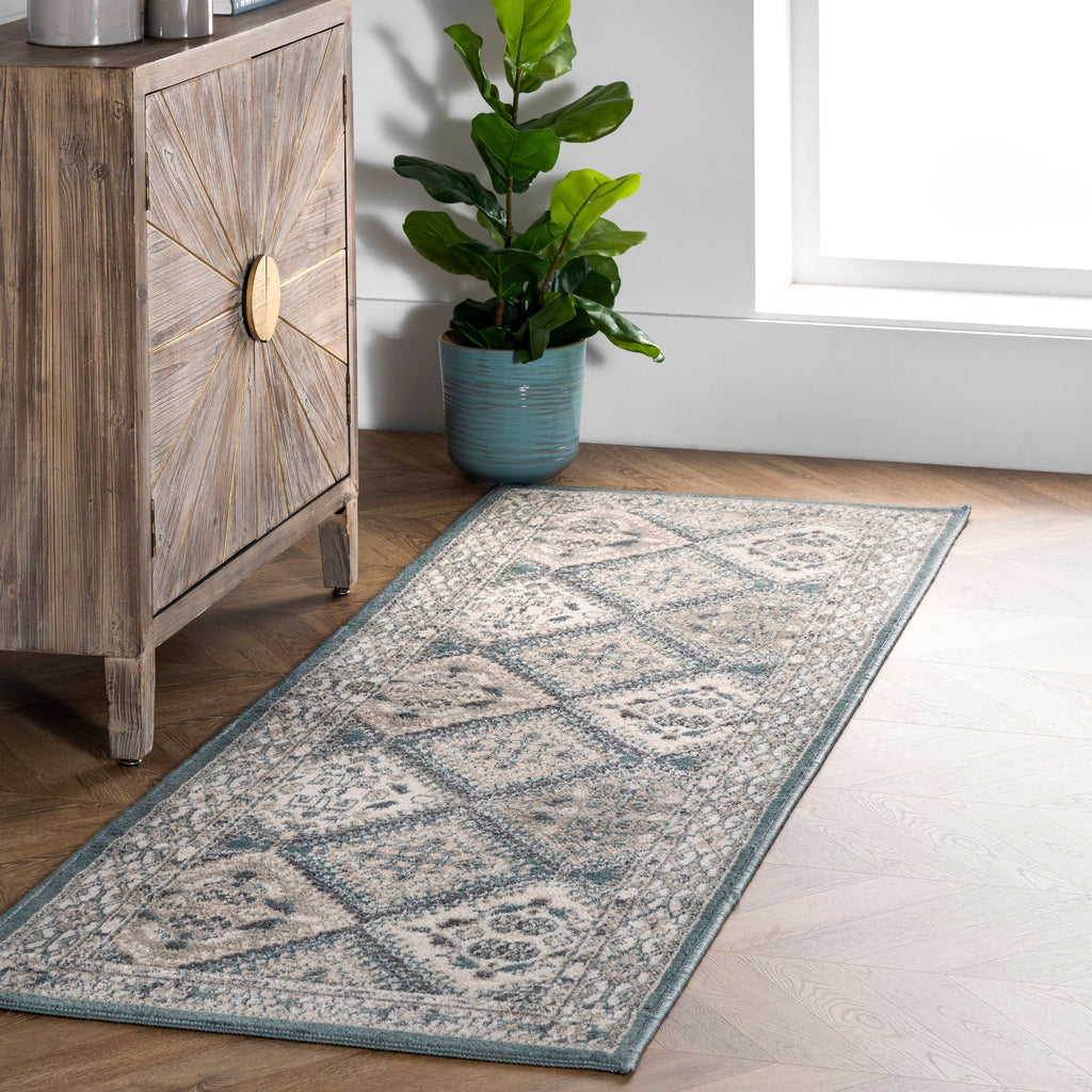 Nuloom Becca Traditional Tiled Area Rug