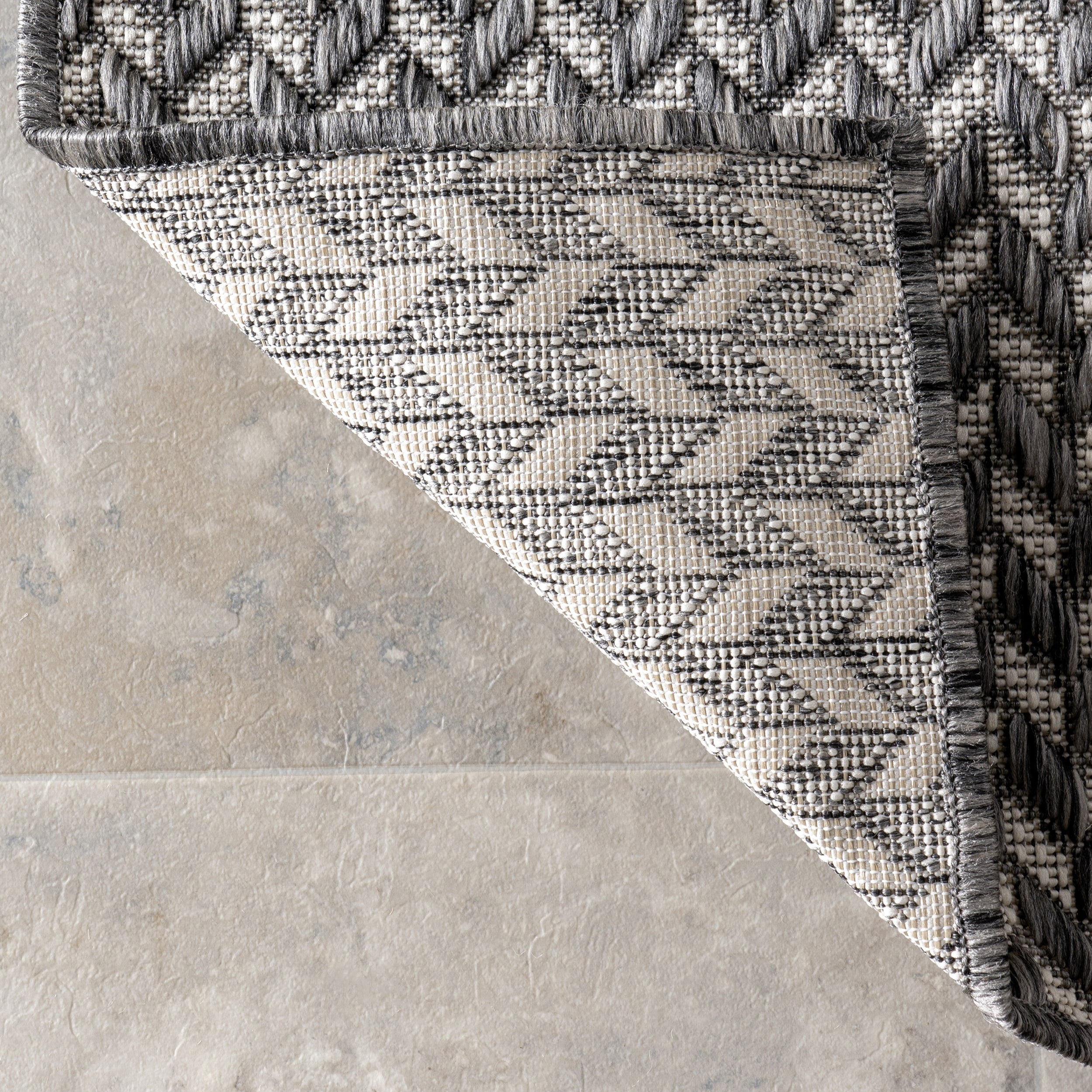 Nuloom Camryn Herringbone Indoor/Outdoor Area Rug
