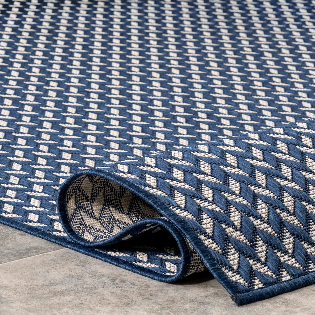 Nuloom Camryn Herringbone Indoor/Outdoor Area Rug