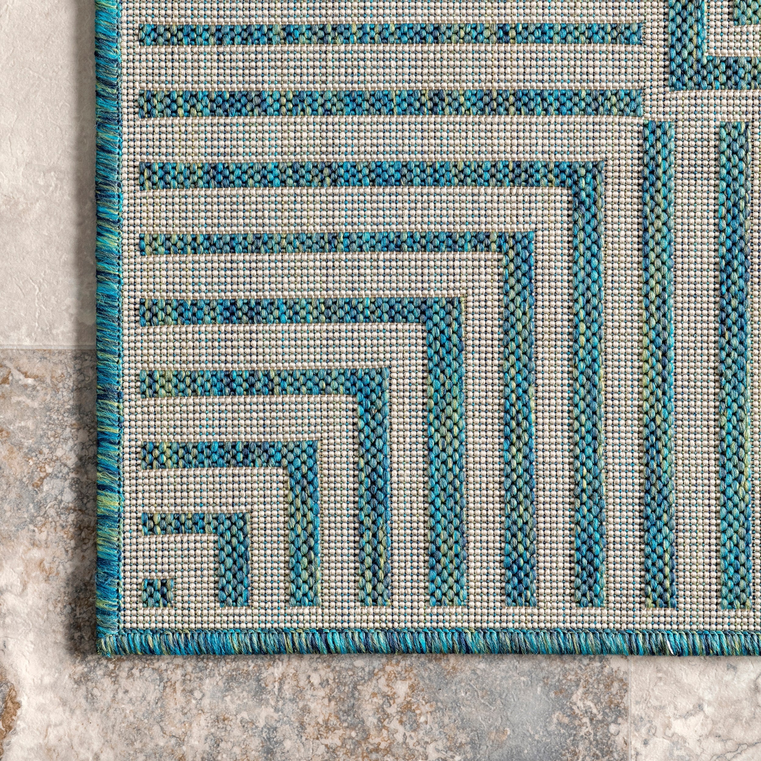 Nuloom Leah Classic Bordered Indoor/Outdoor Area Rug
