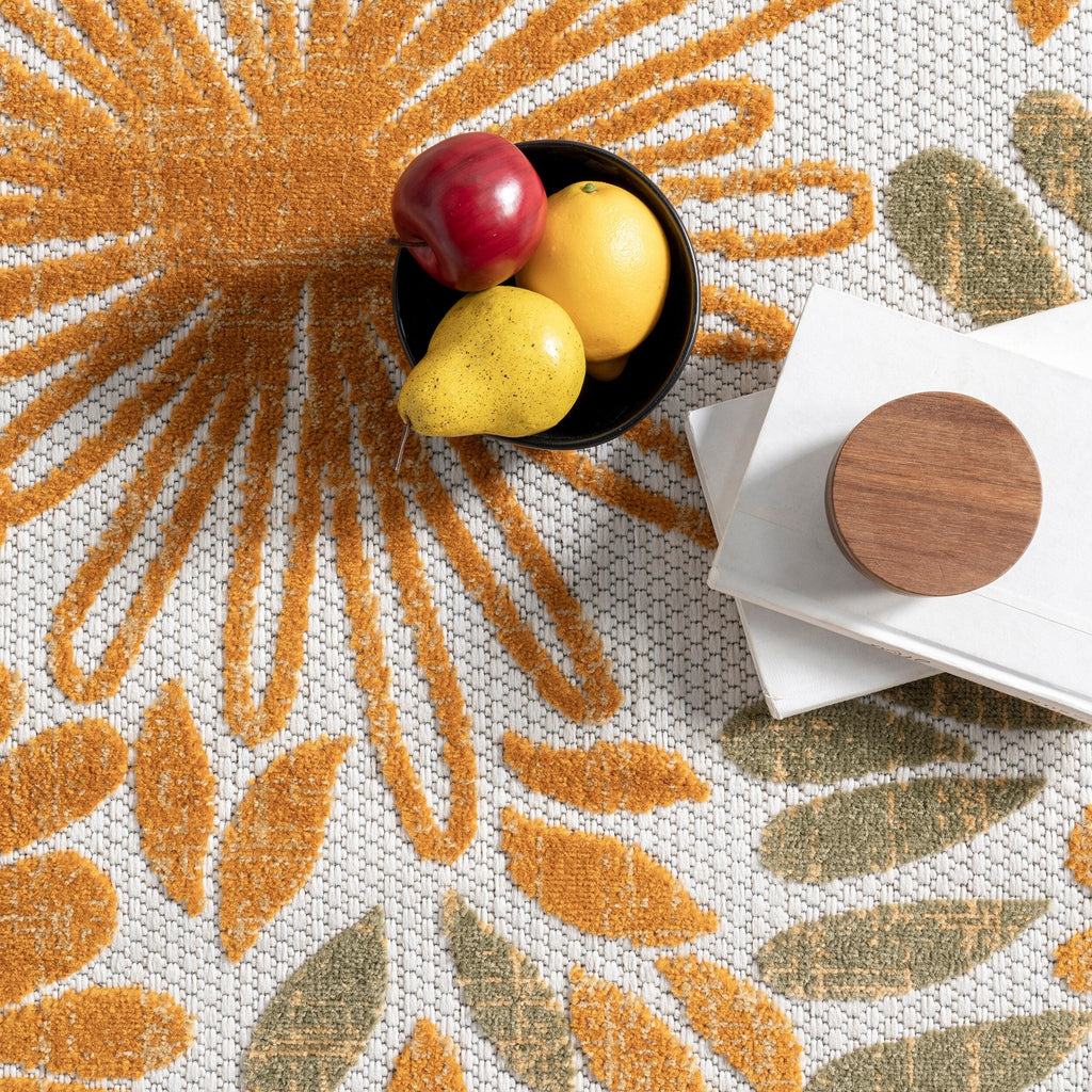 Nuloom Ronda Bold Floral Indoor/Outdoor Area Rug