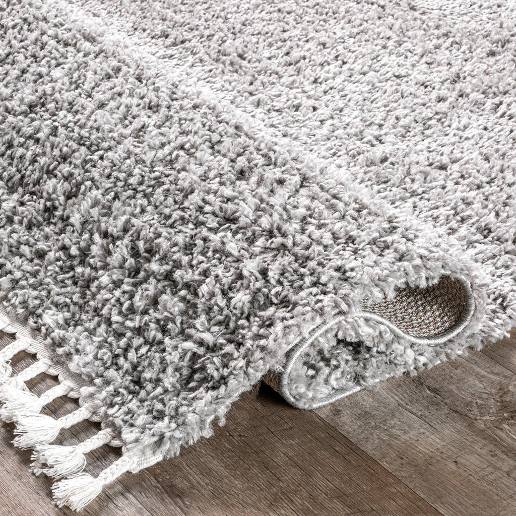 Nuloom Neva Modern Tasseled Shag Area Rug