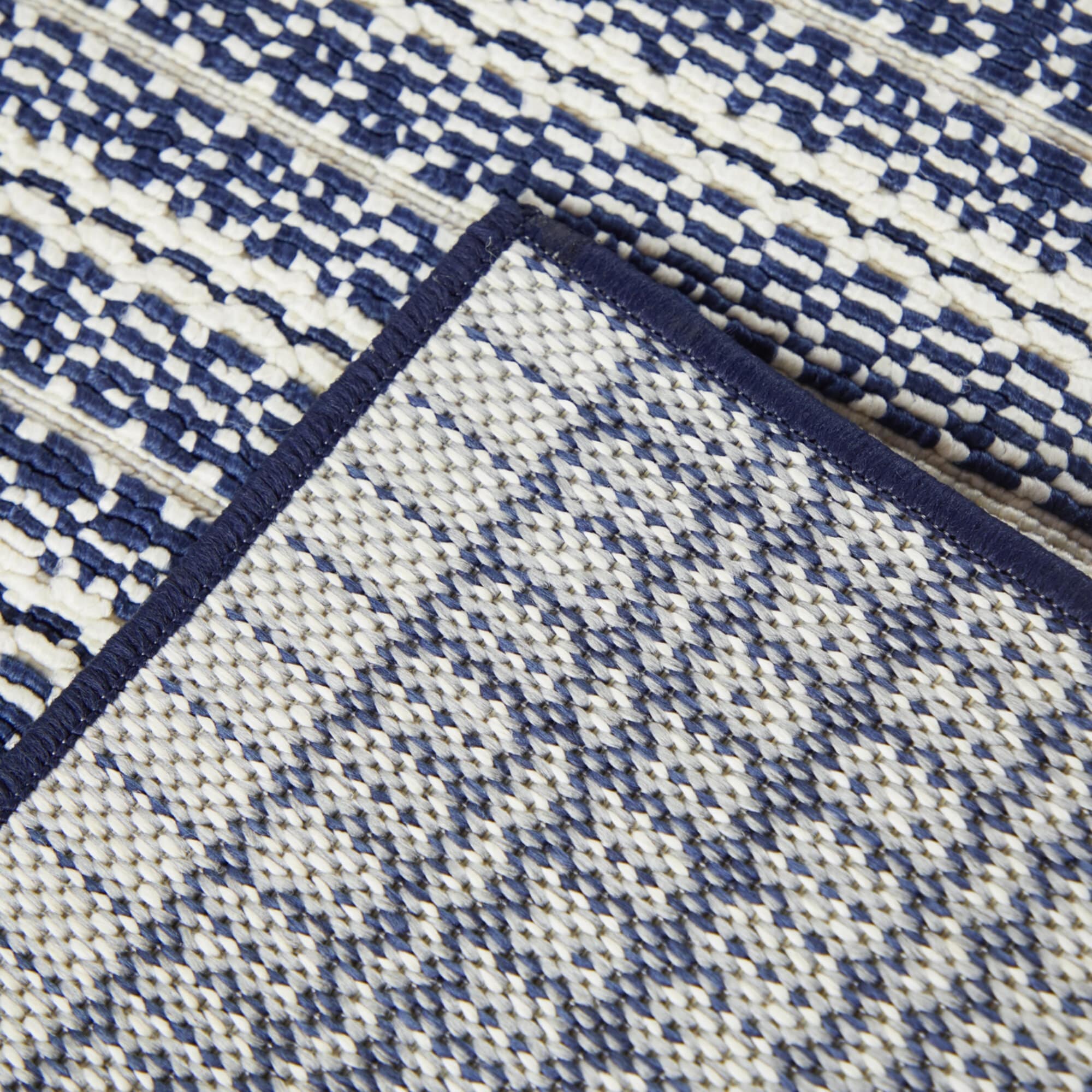 Connell Transitional Stripe Indoor/Outdoor Area Rug