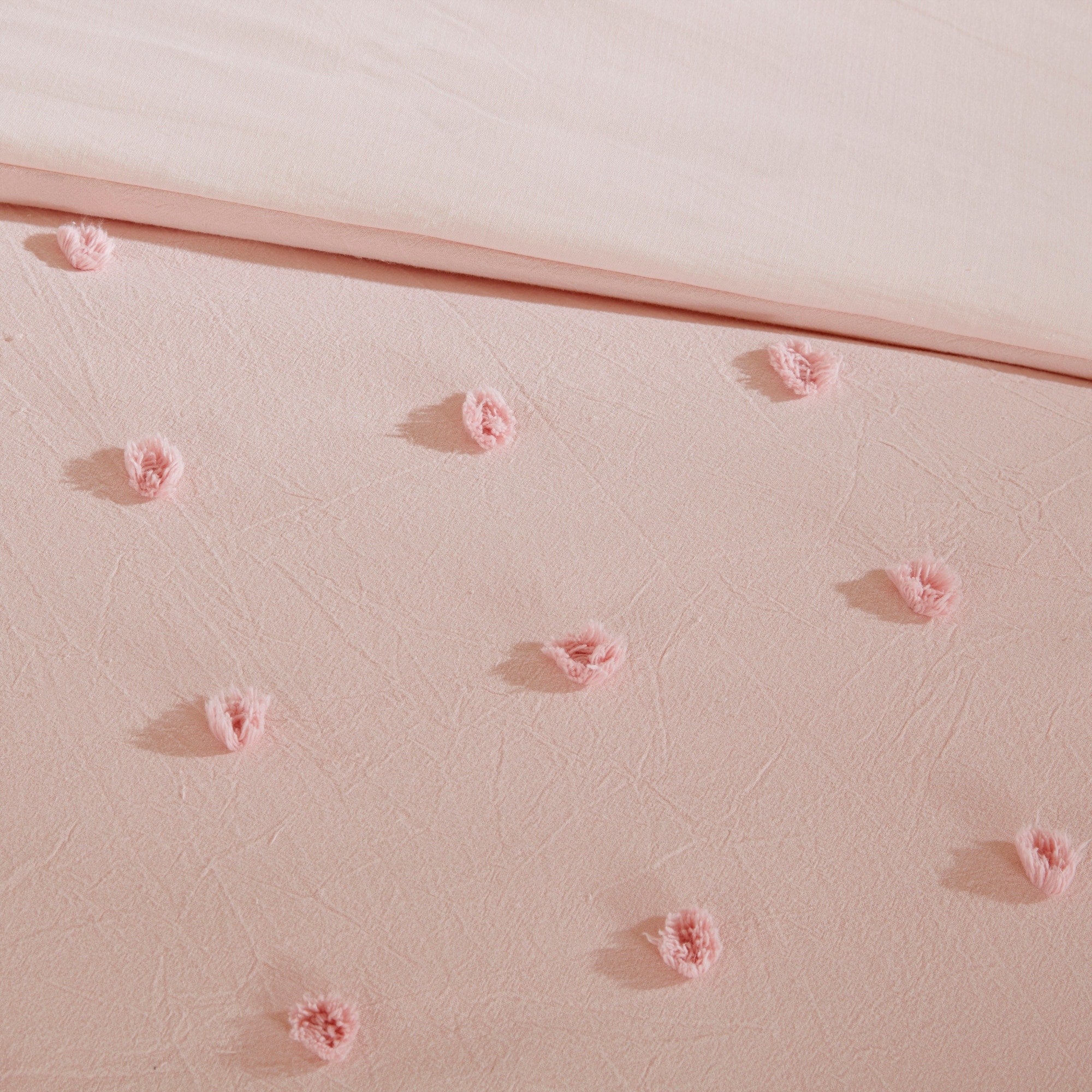 Intelligent Design Maize Cotton Jacquard Duvet Cover Set with Euro Shams and Throw Pillows