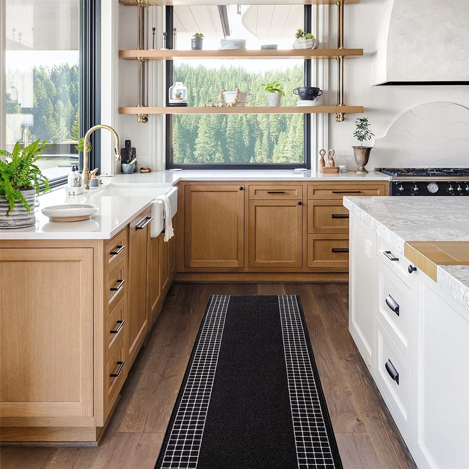 Checkered Border Non-slip Contemporary 26-inch Wide Runner Rug