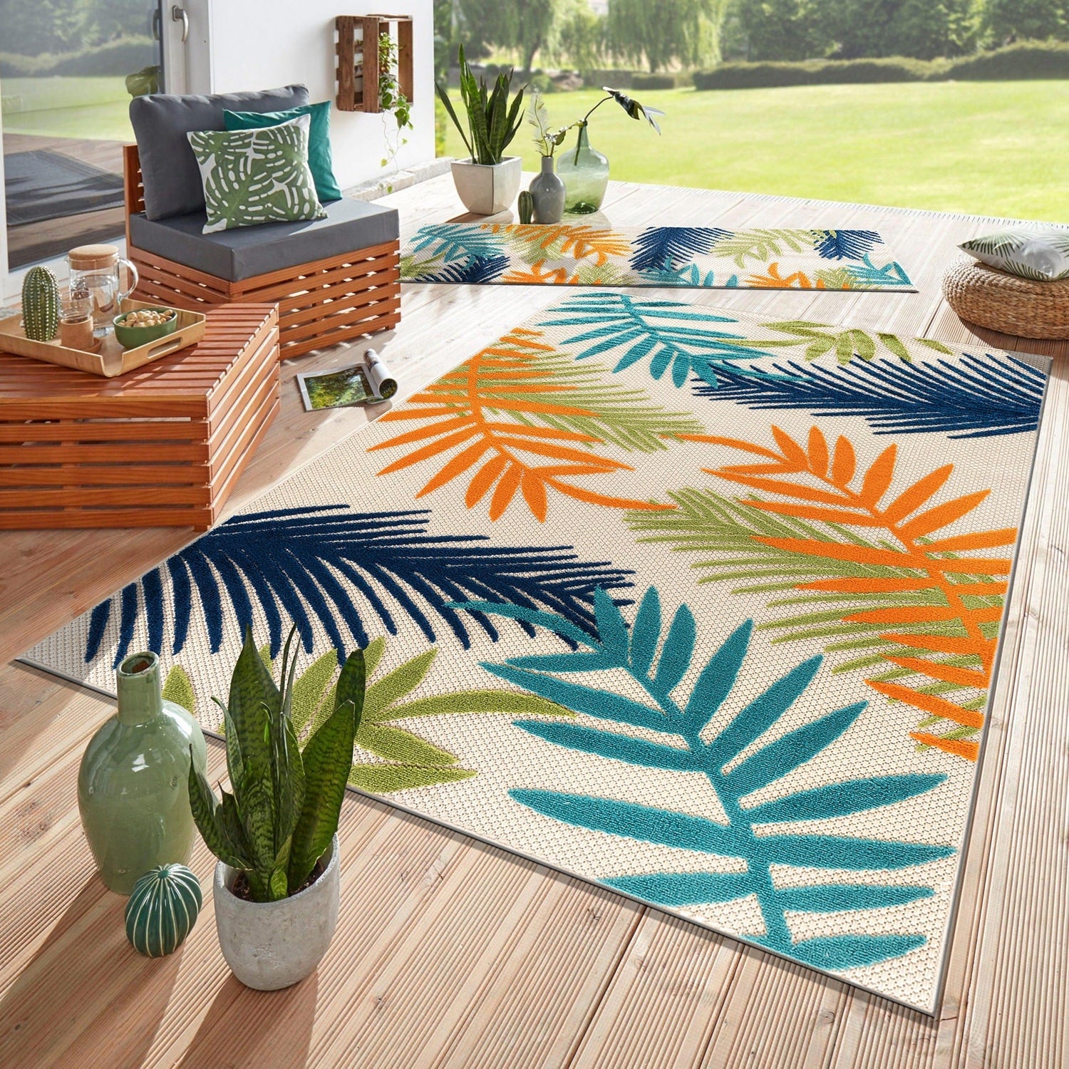 Evora Palm Frond Indoor/Outdoor Area Rug