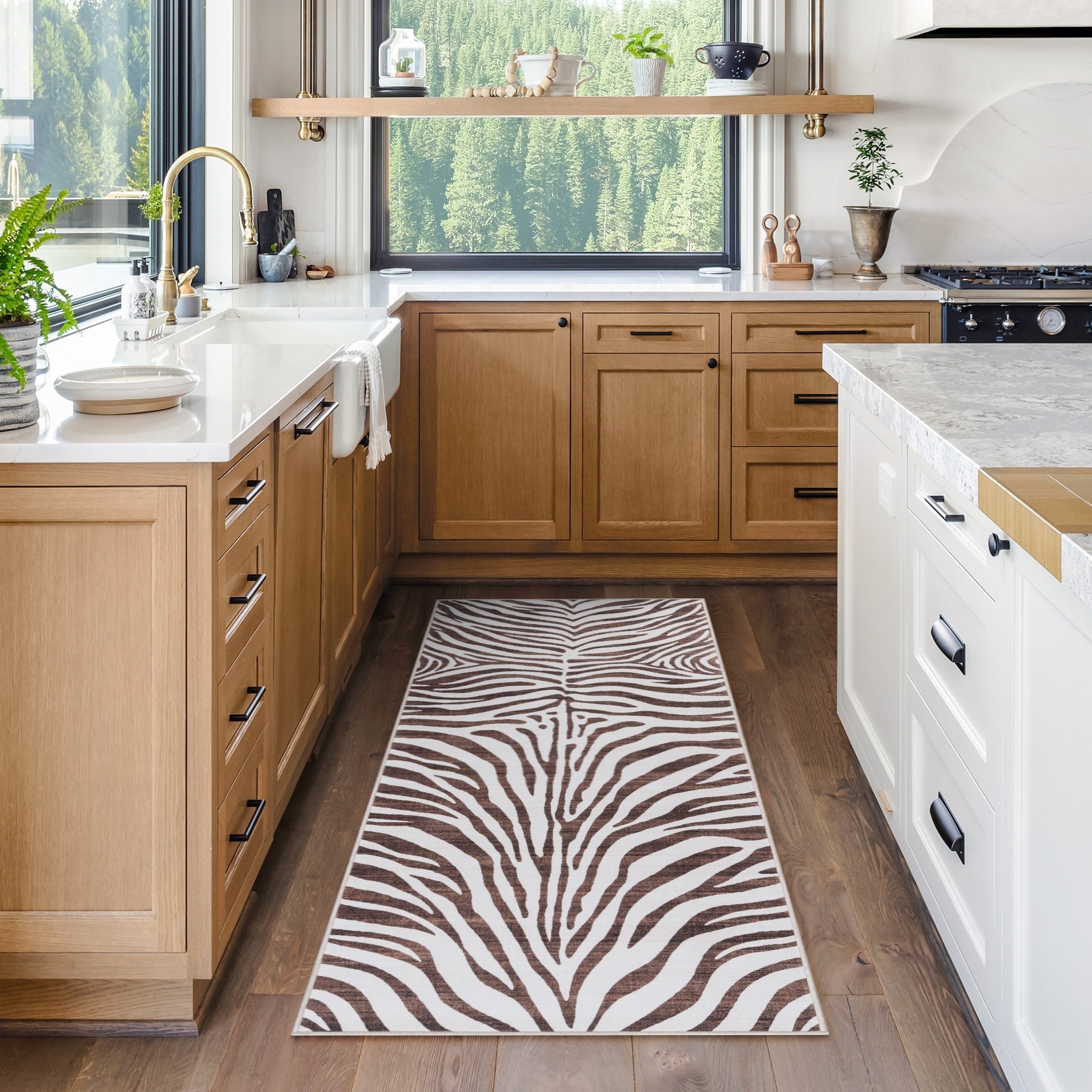 Gertmenian Crystal Print Washable Digital Printed Flat Pile Polyester Slip Resistant Area Rug Collection