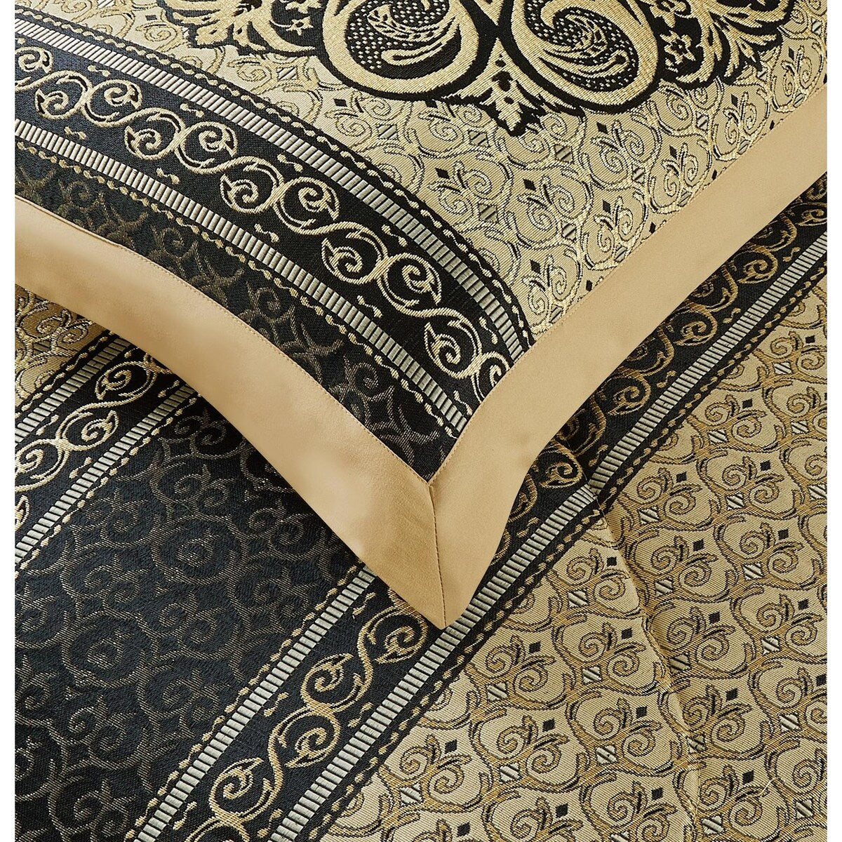 Nanshing Prince 7 Piece Elegant Medallion Comforter Set