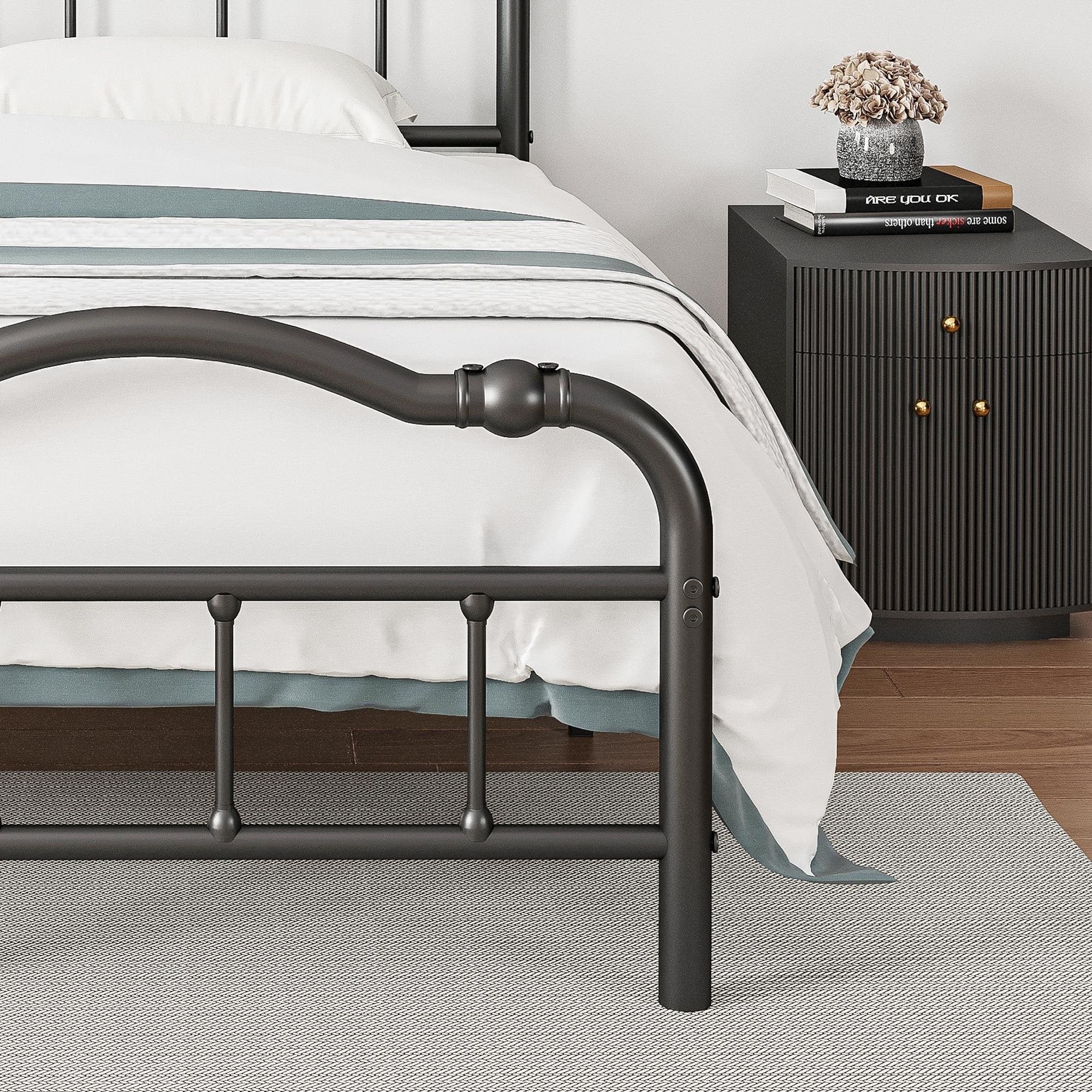 14 In High Heavy Duty Metal Bed Frame with Vintage Style, Supports Up To 2500lbs, Easy Assembly and No Squeak