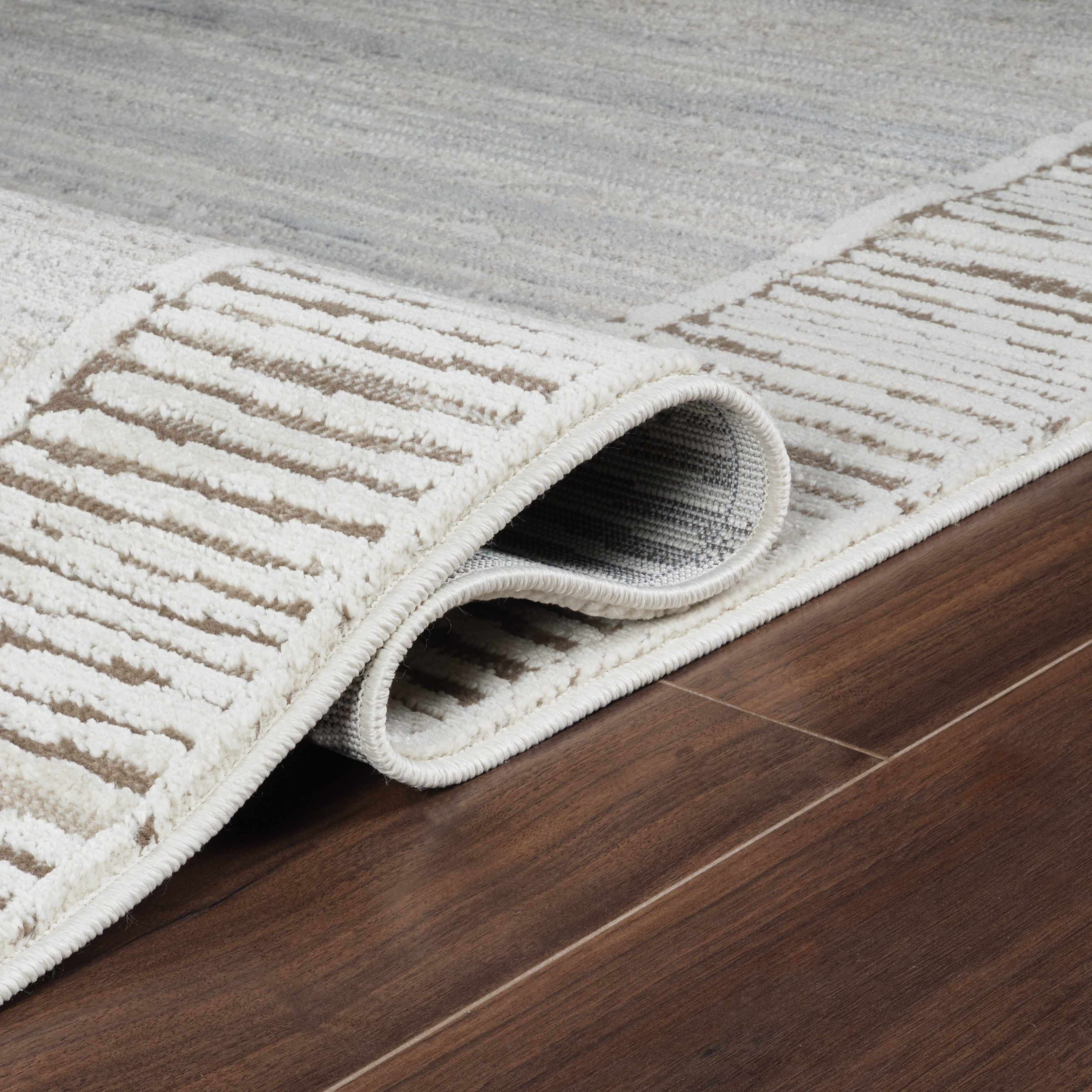 High-Low Savannah Rug