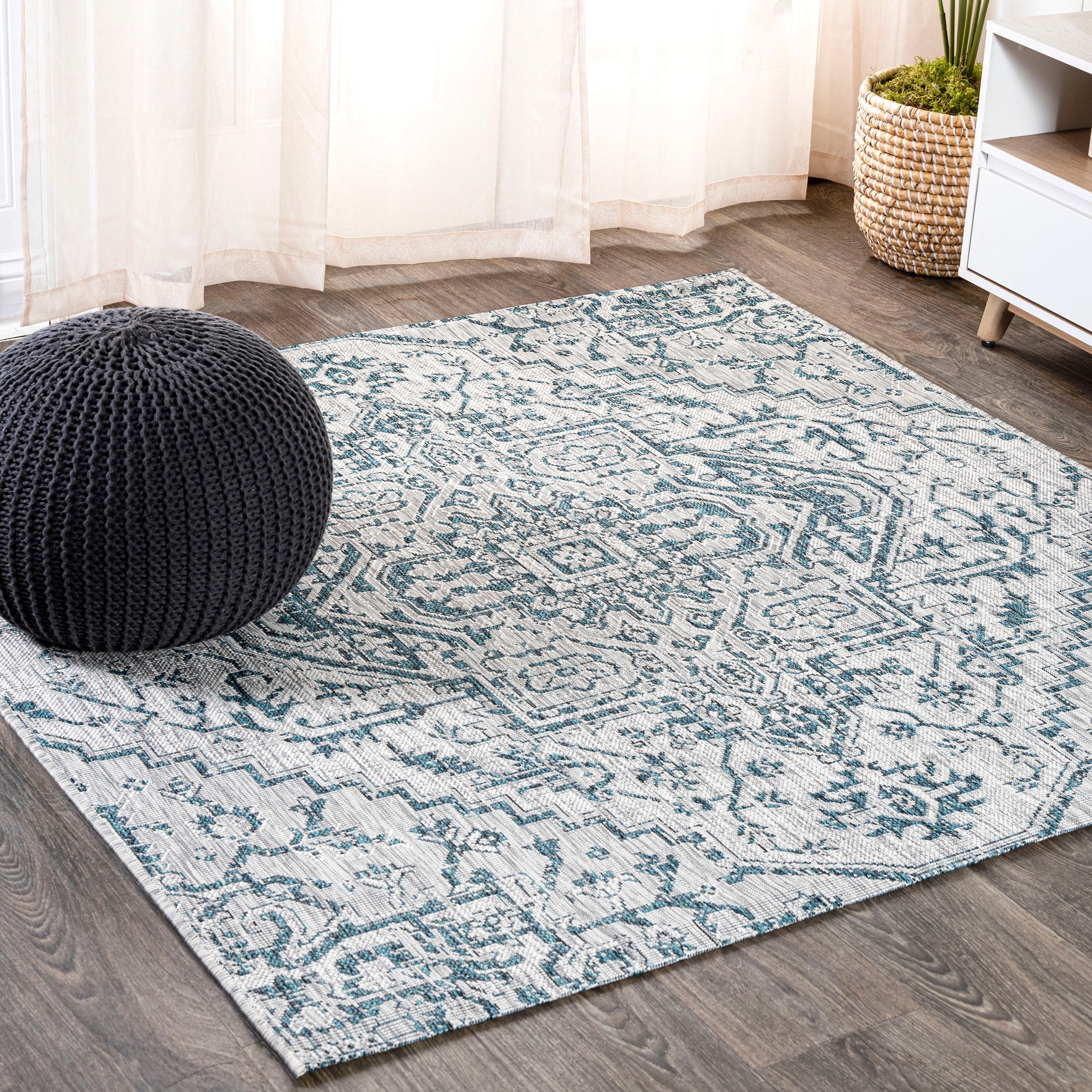 JONATHAN Y Charleston Medallion Indoor/Outdoor Area Rug