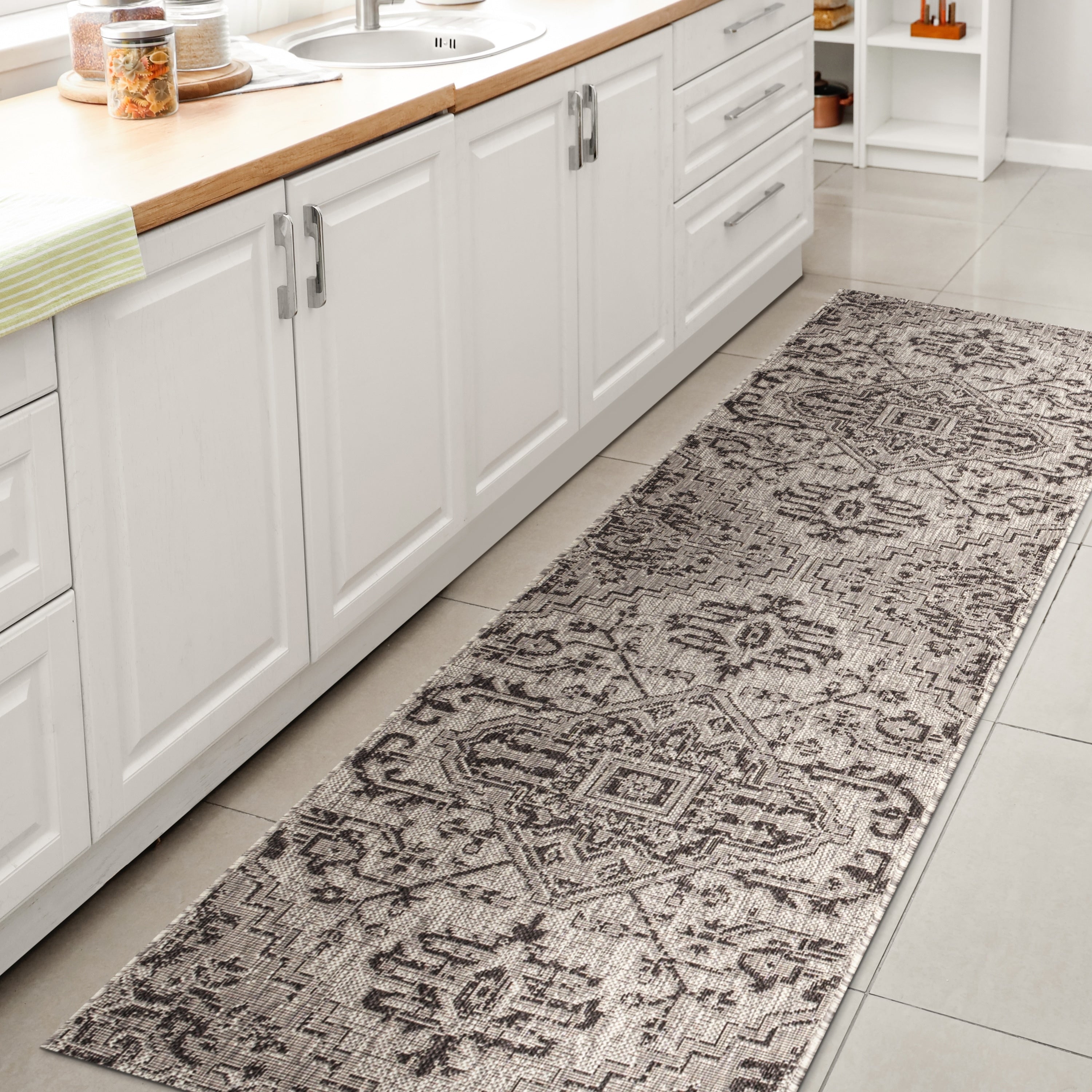 JONATHAN Y Charleston Medallion Indoor/Outdoor Area Rug