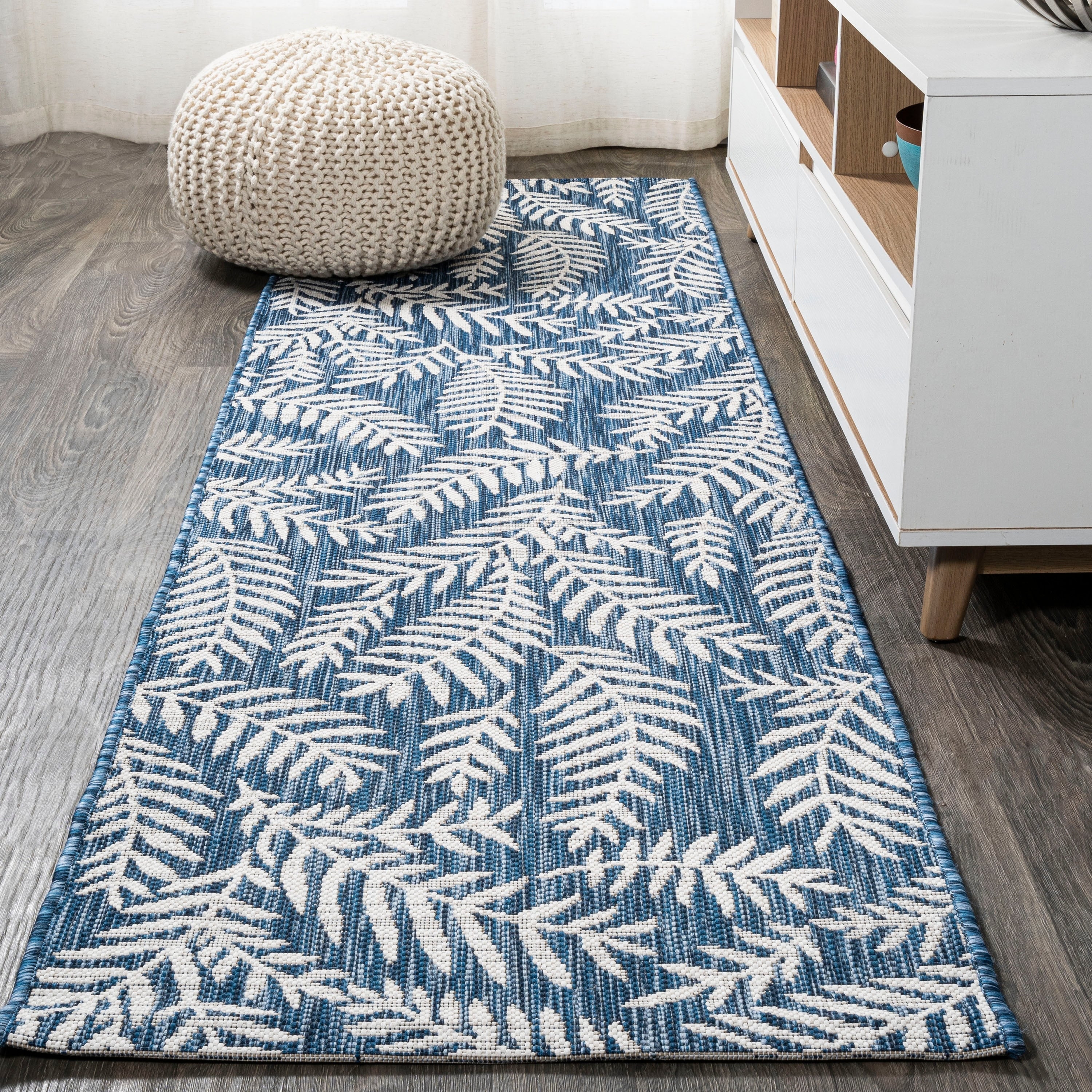JONATHAN Y Galon Palm Frond Indoor/Outdoor Area Rug
