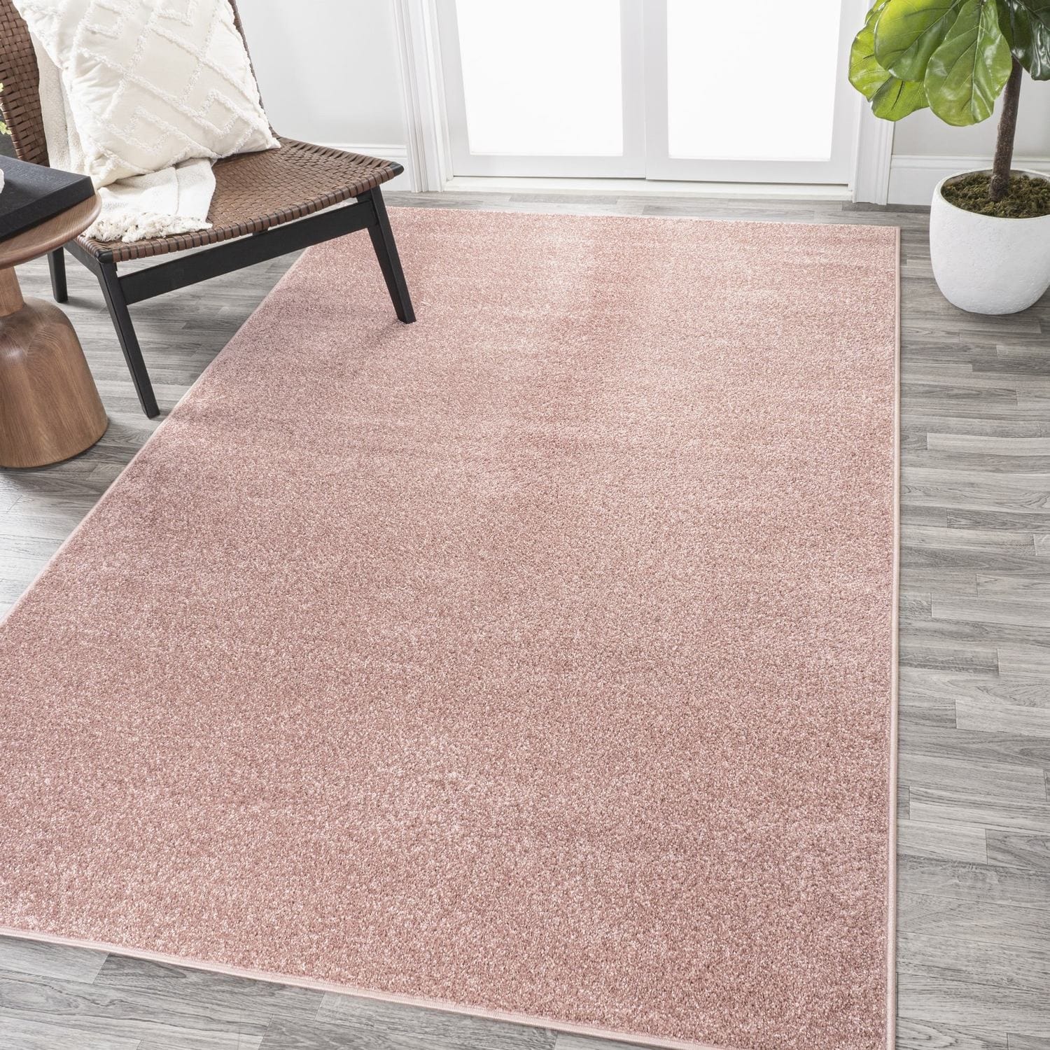 JONATHAN Y Tumbling Solid Low-Pile Area Rug