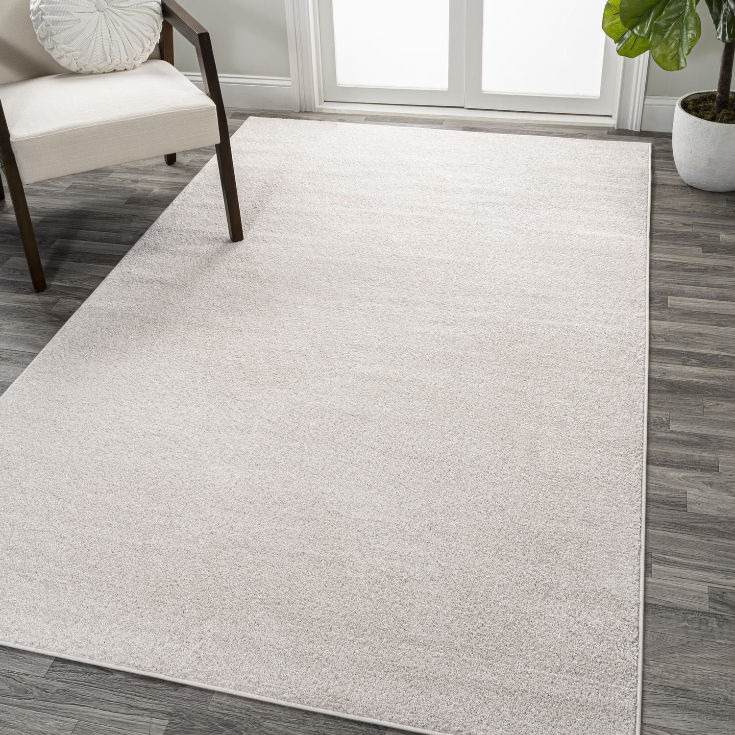 JONATHAN Y Tumbling Solid Low-Pile Area Rug