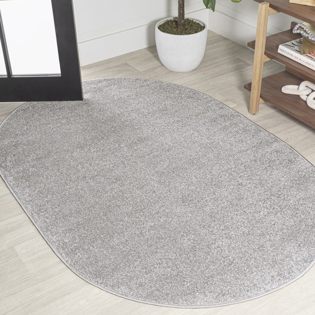 JONATHAN Y Tumbling Solid Low-Pile Area Rug
