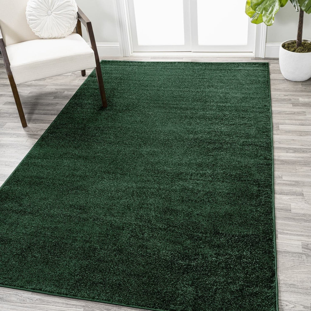 JONATHAN Y Tumbling Solid Low-Pile Area Rug