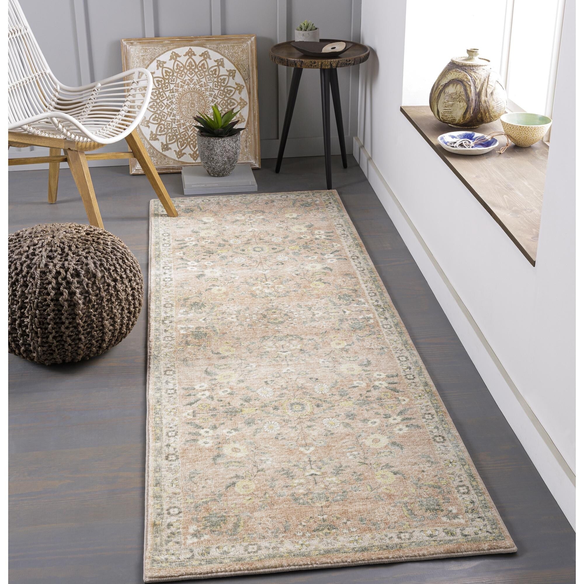 Livabliss Erin Updated Traditional Floral & Botanical Area Rug