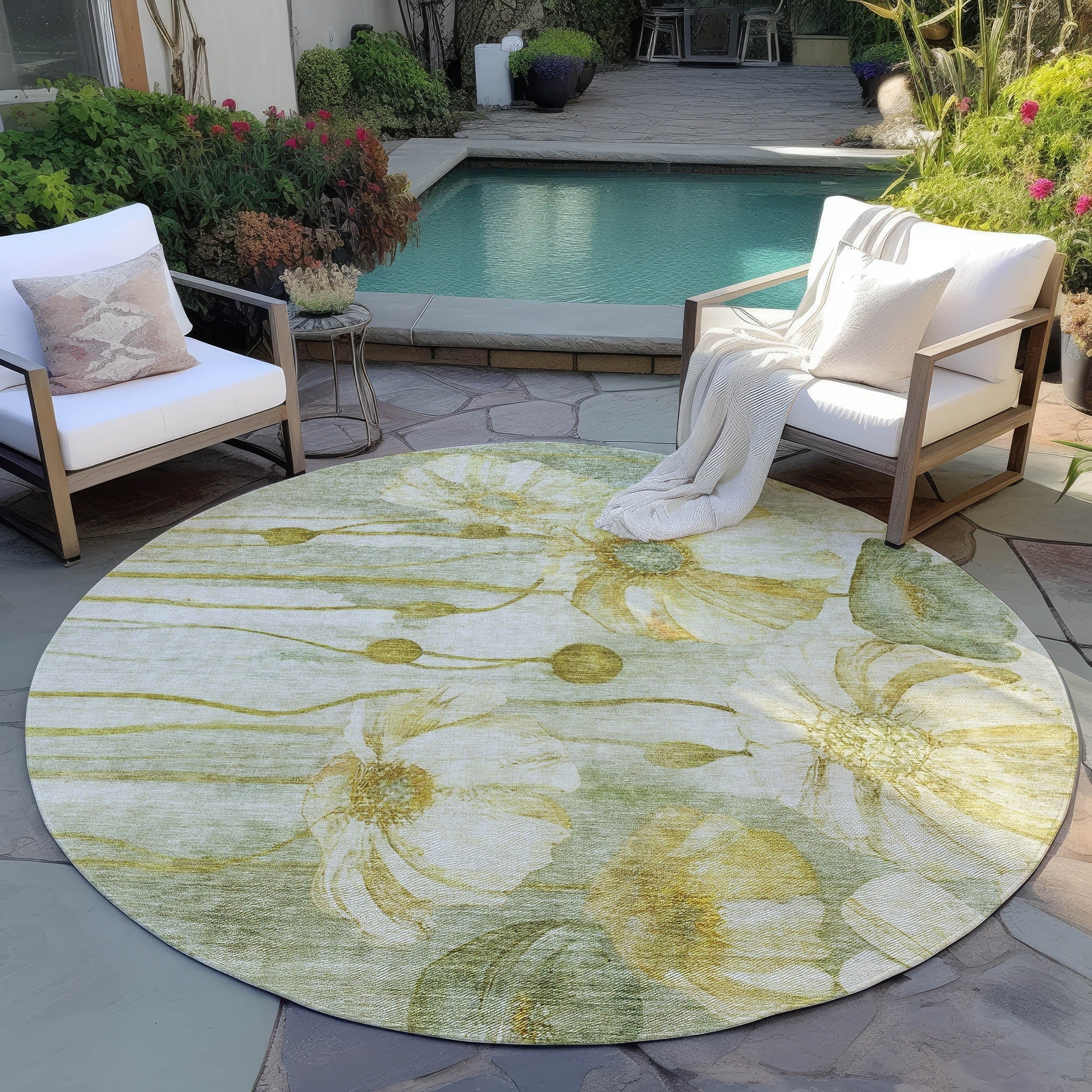 Machine Washable Indoor/ Outdoor Chantille Modern Floral Rug