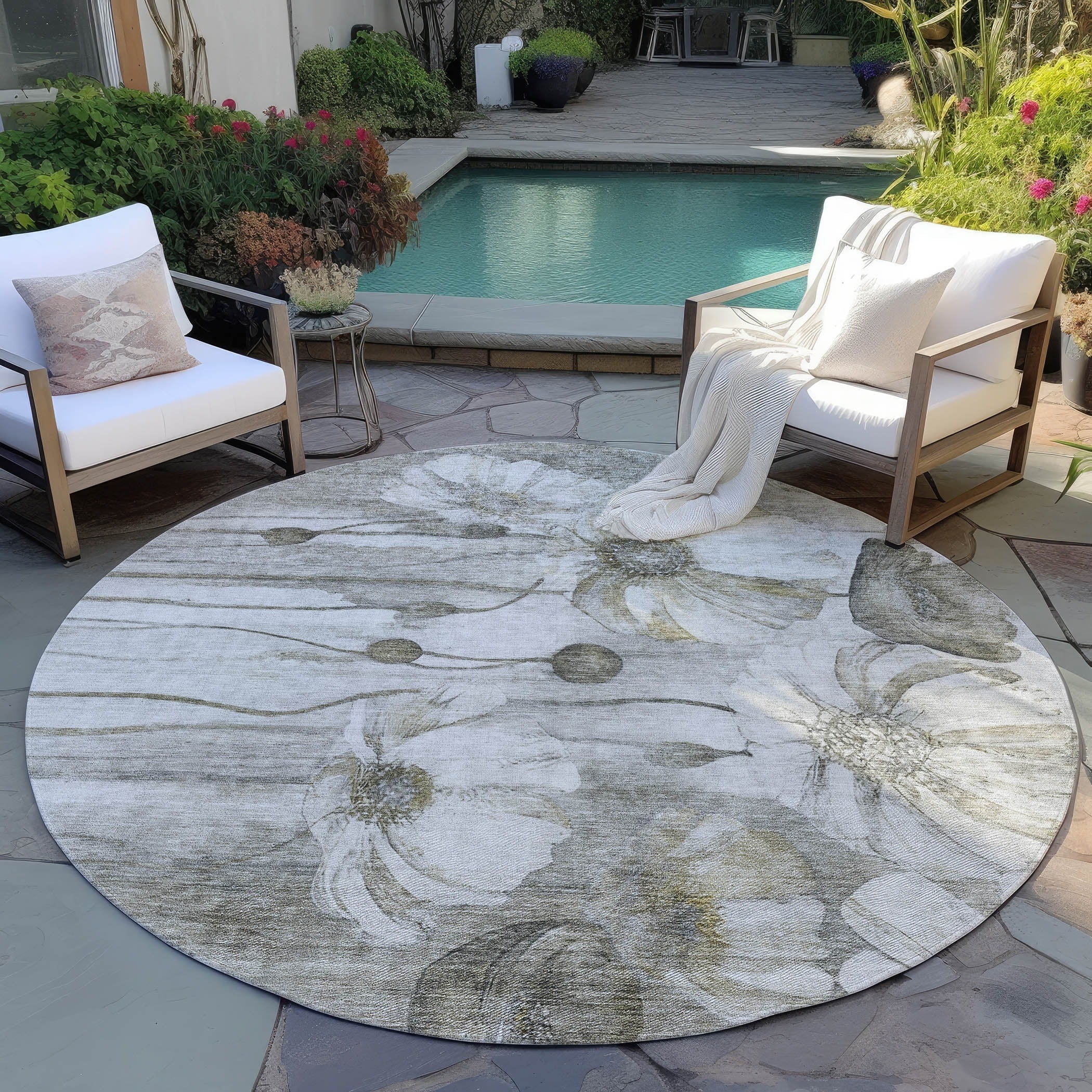 Machine Washable Indoor/ Outdoor Chantille Modern Floral Rug