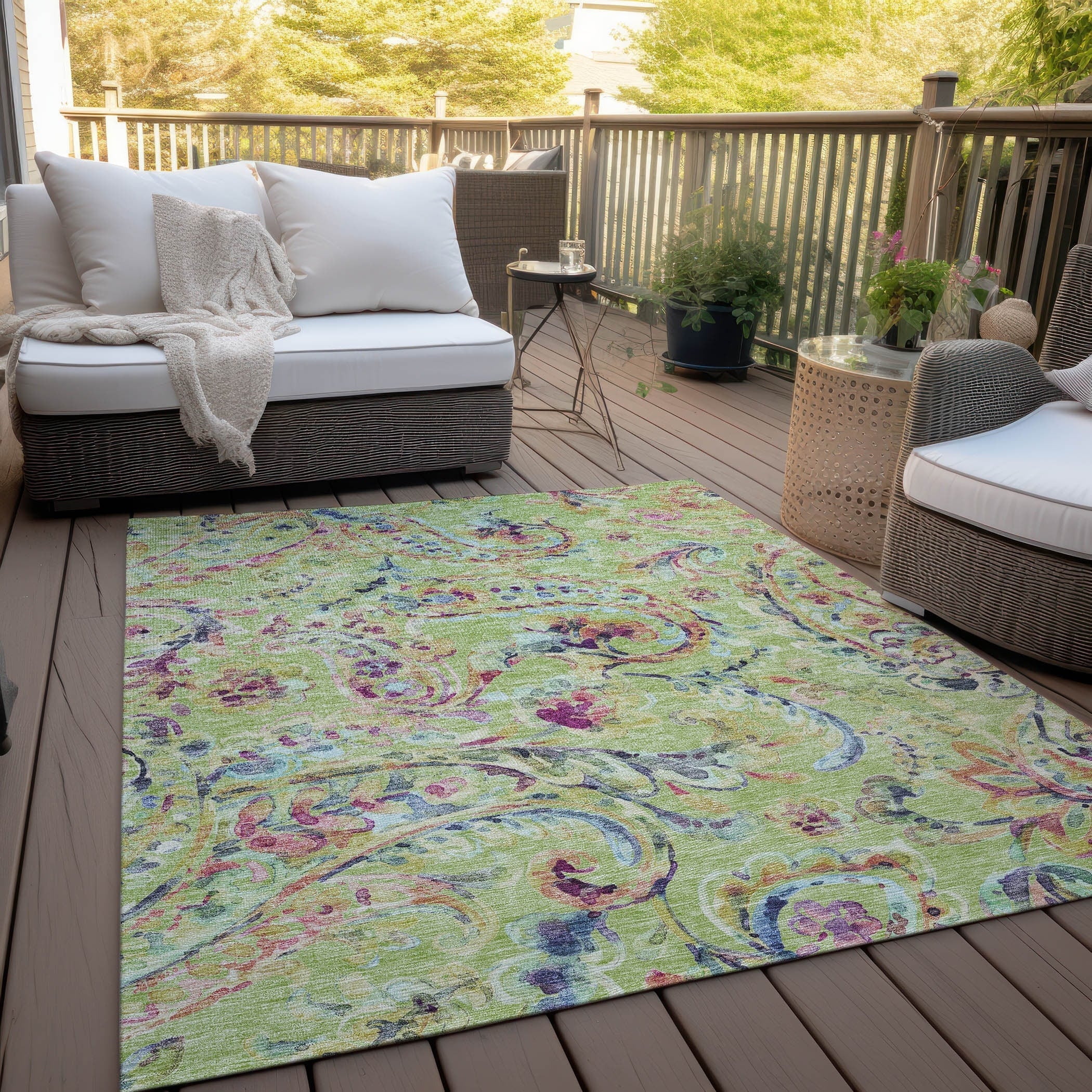 Machine Washable Indoor/ Outdoor Chantille Traditional Scroll Rug