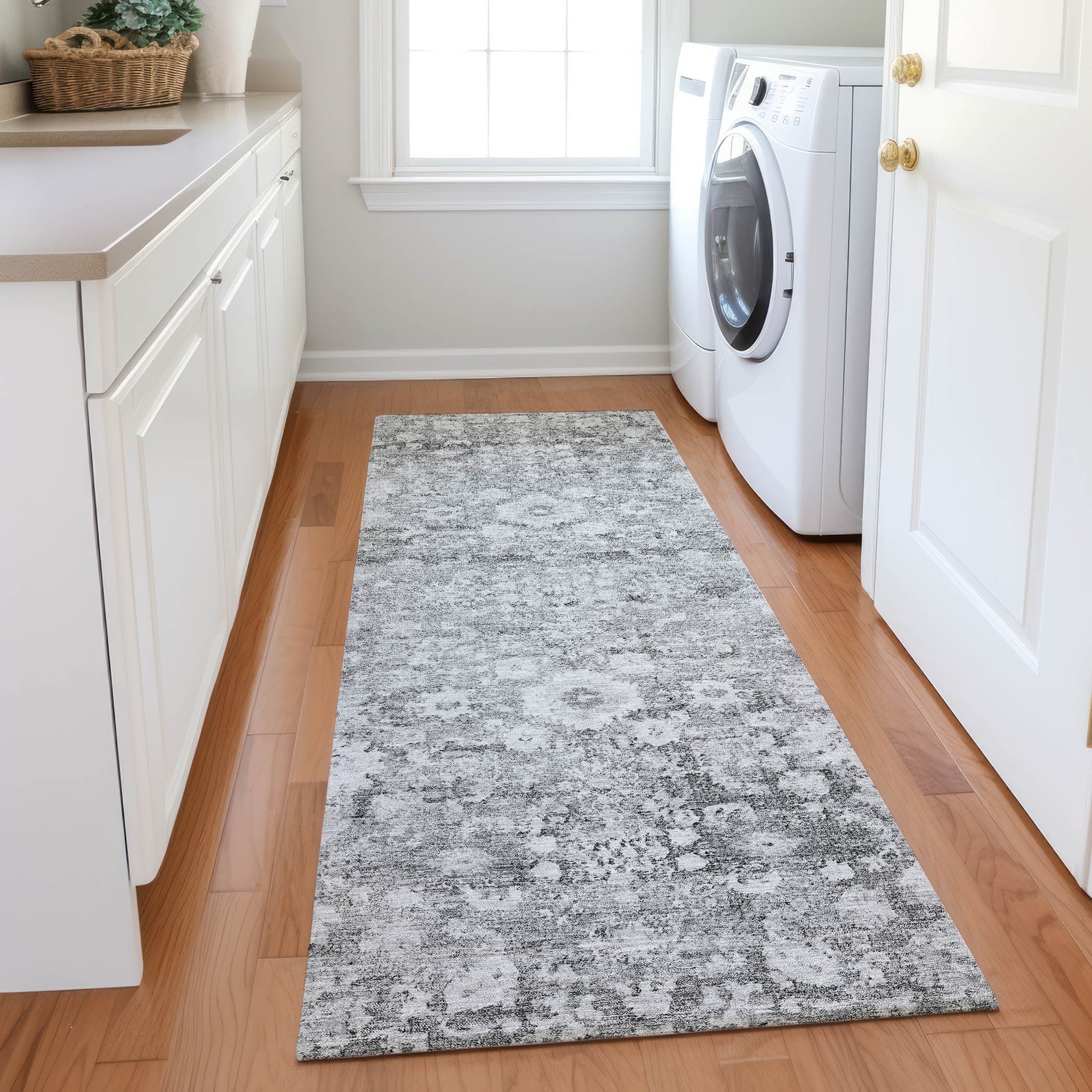 Machine Washable Indoor/ Outdoor Chantille Traditional Vintage Floral Rug