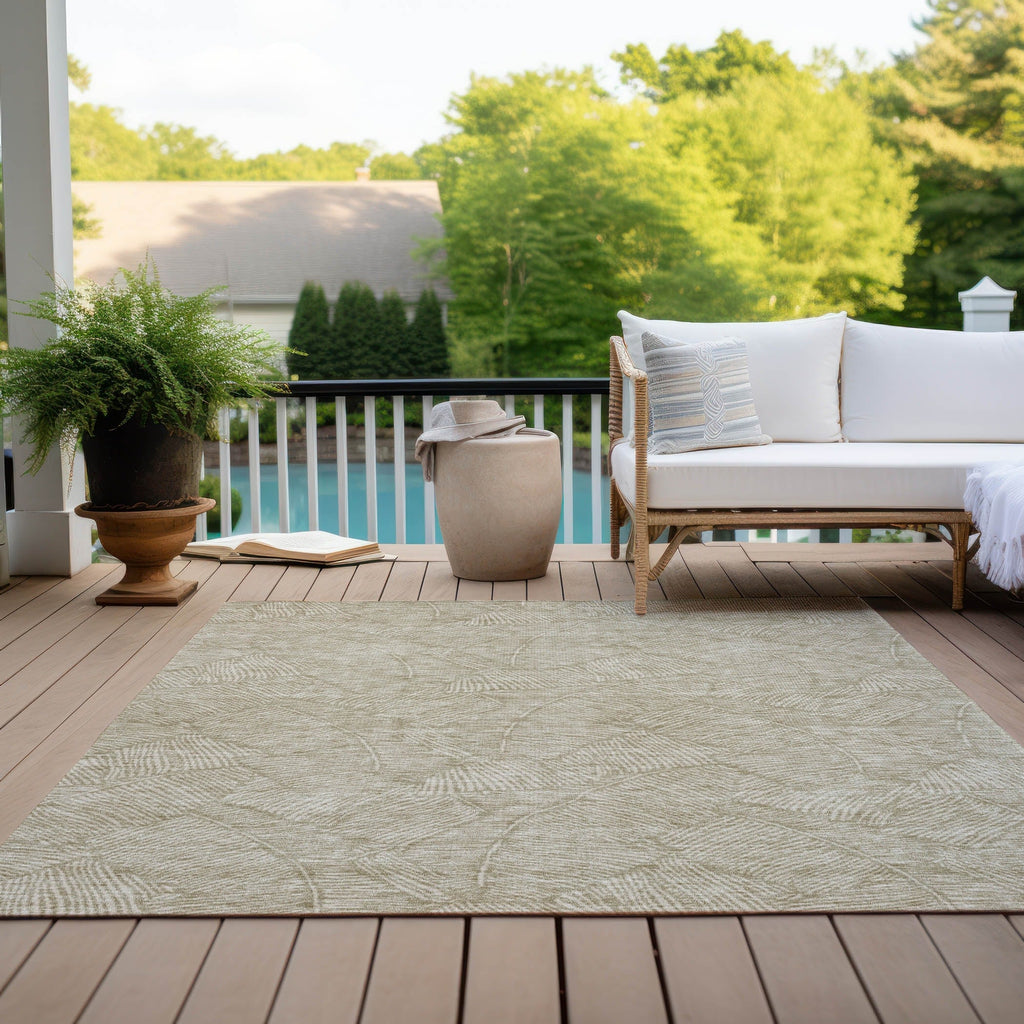 Machine Washable Indoor/ Outdoor Chantille Tropical Palm Rug