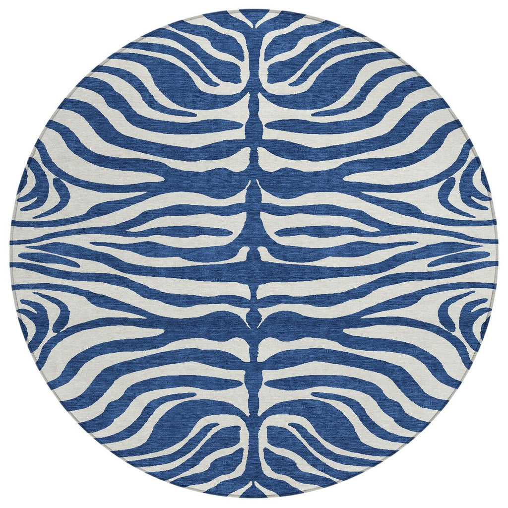 Machine Washable Indoor/ Outdoor Modern Animal Print Chantille Rug