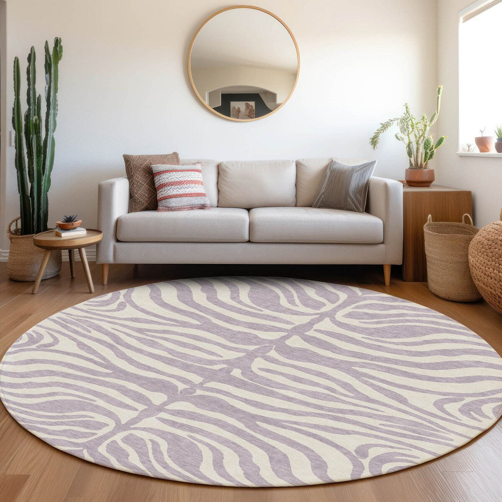 Machine Washable Indoor/ Outdoor Modern Animal Print Chantille Rug