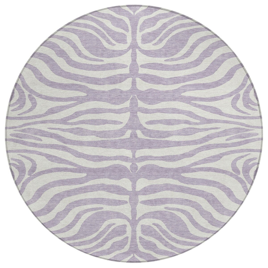 Machine Washable Indoor/ Outdoor Modern Animal Print Chantille Rug