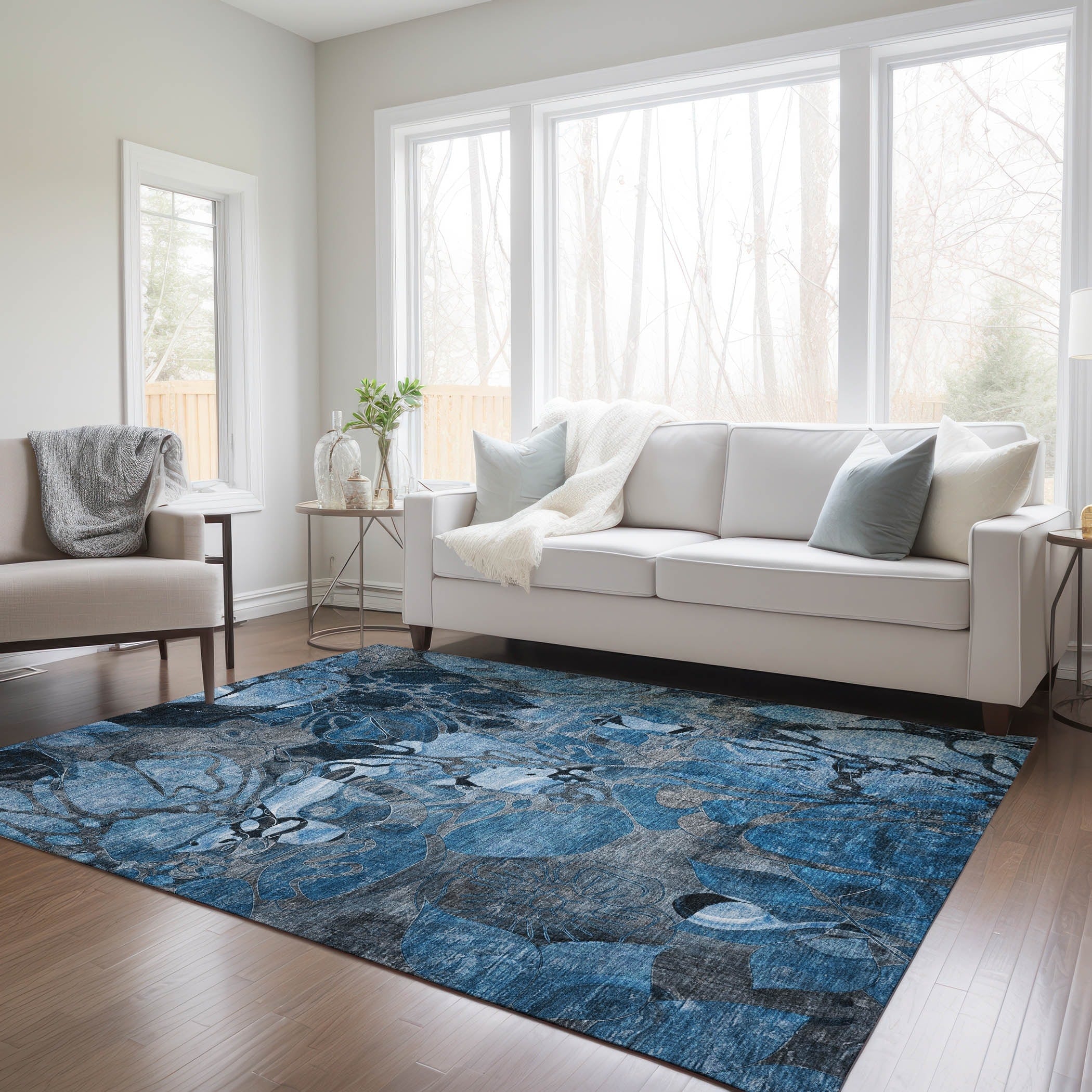 Machine Washable Indoor/ Outdoor Modern Floral Chantille Rug