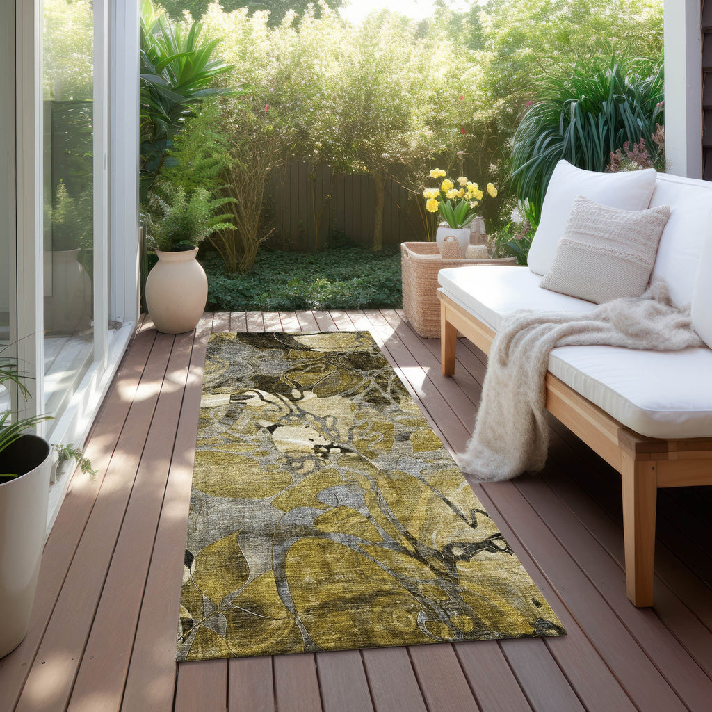 Machine Washable Indoor/ Outdoor Modern Floral Chantille Rug