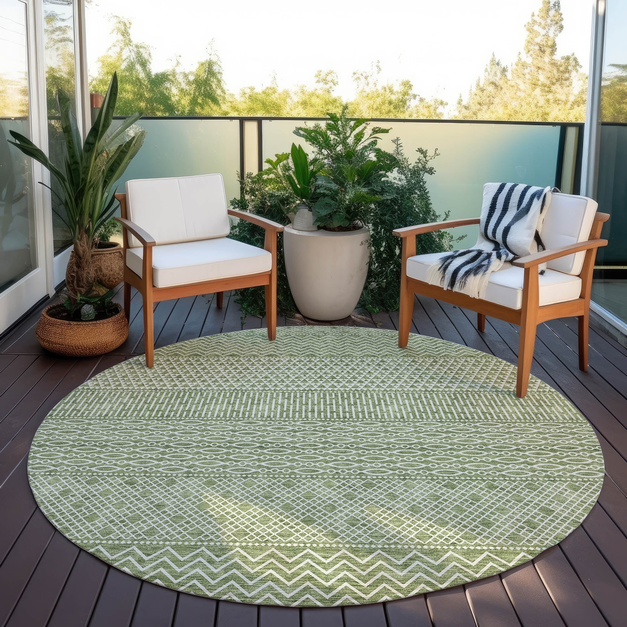 Machine Washable Indoor/ Outdoor Modern Stripes Chantille Rug