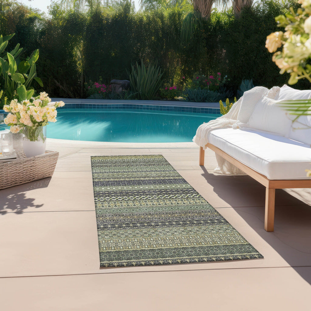Machine Washable Indoor/ Outdoor Moroccan Stripes Chantille Rug