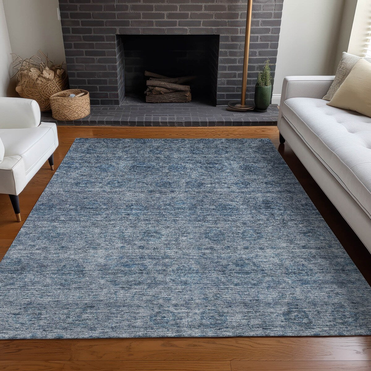 Machine Washable Indoor/ Outdoor Ombre Damask Chantille Rug