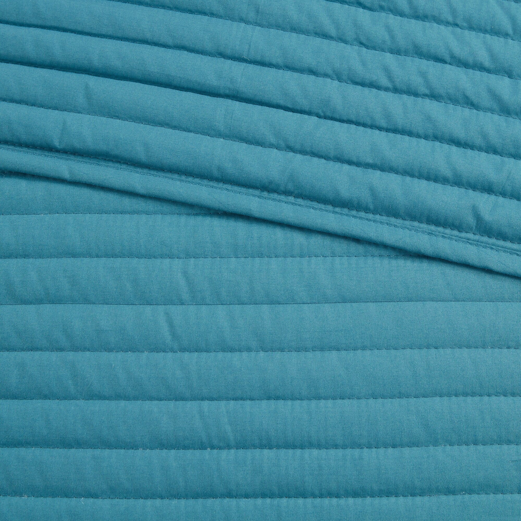 Madison Park Anchorage 8 Piece Printed Seersucker Comforter and Quilt Set Collection