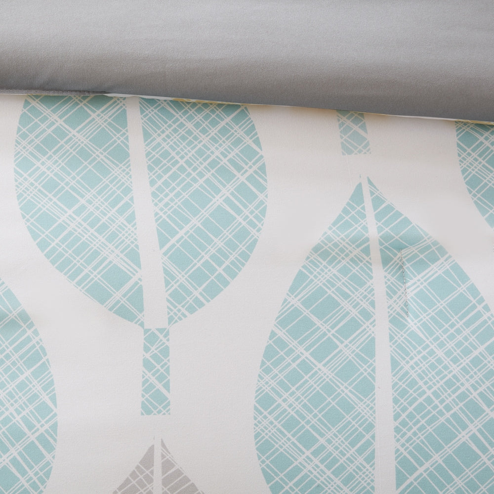 Madison Park Essentials Pelham Bay Yellow/Aqua 9 Piece Comforter Set with Cotton Bed Sheets