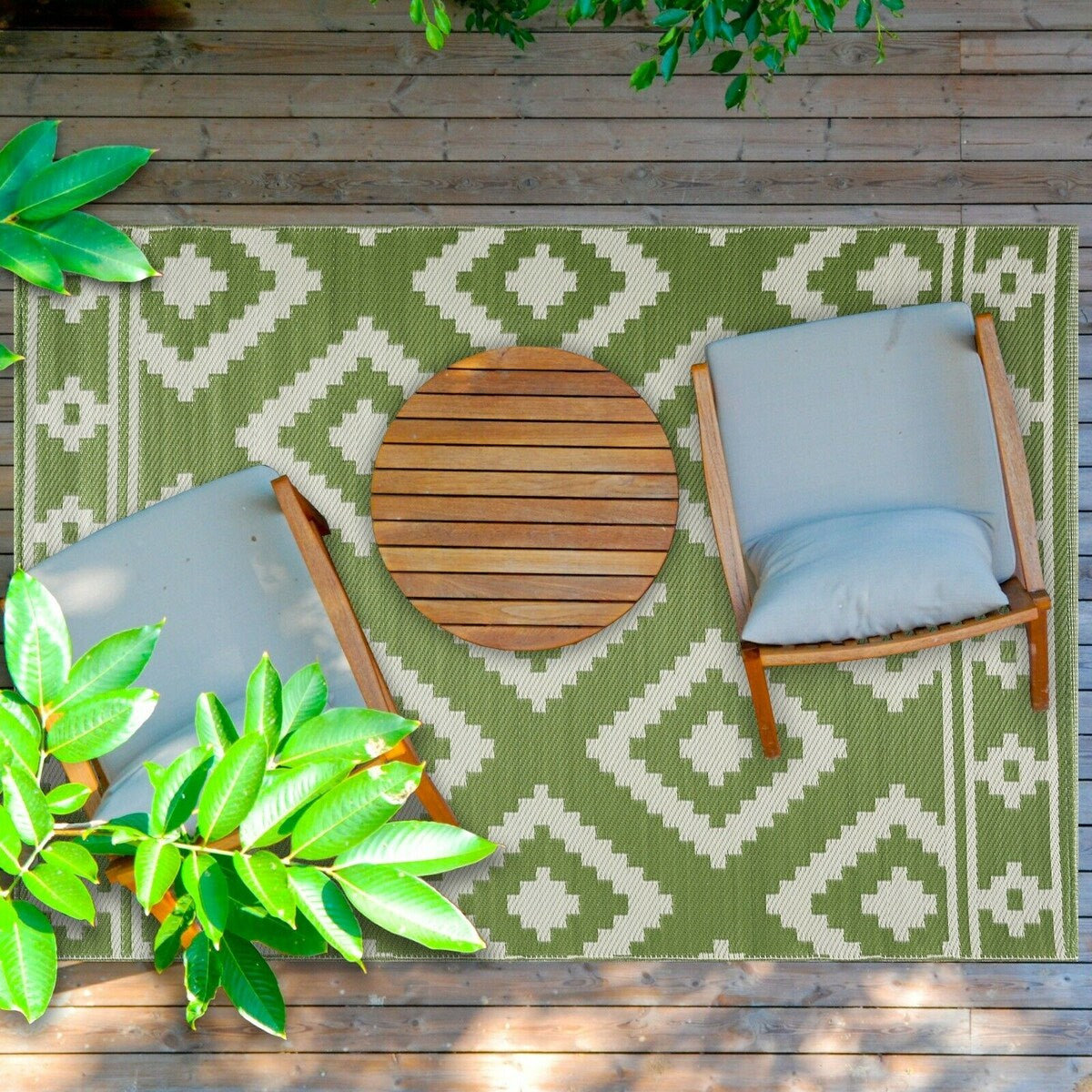 Milan Design 100% Eco-friendly Lightweight Plastic Outdoor Mat/Rug