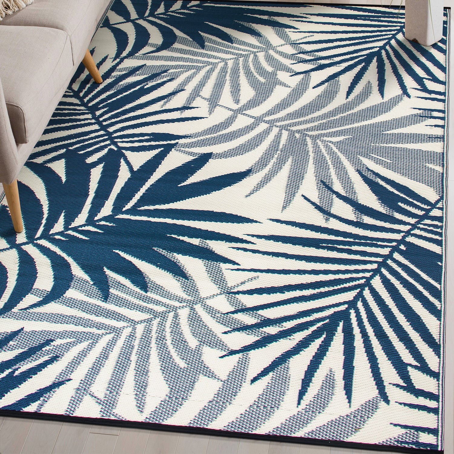 Modern Floral Reversible Plastic Outdoor Rugs
