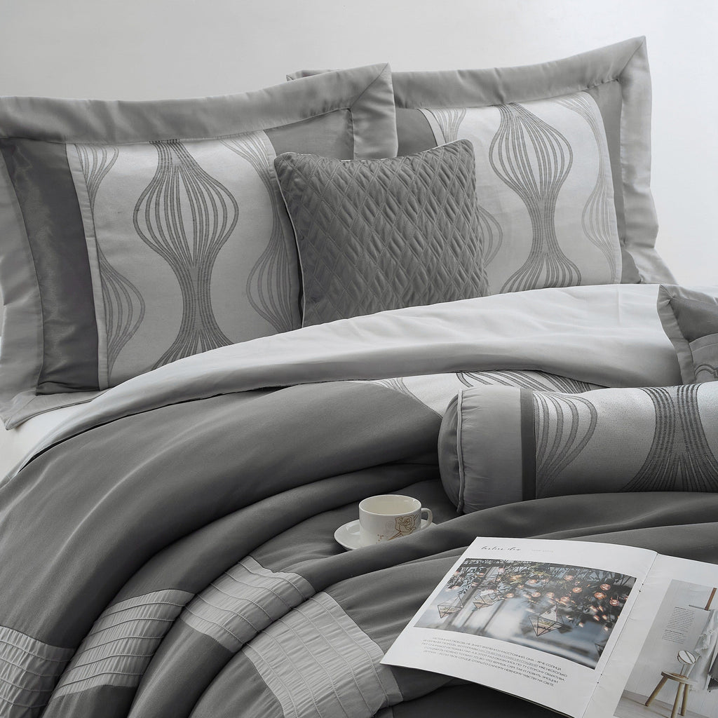 Nanshing Daniella 7-Piece Modern Geometric Comforter Set