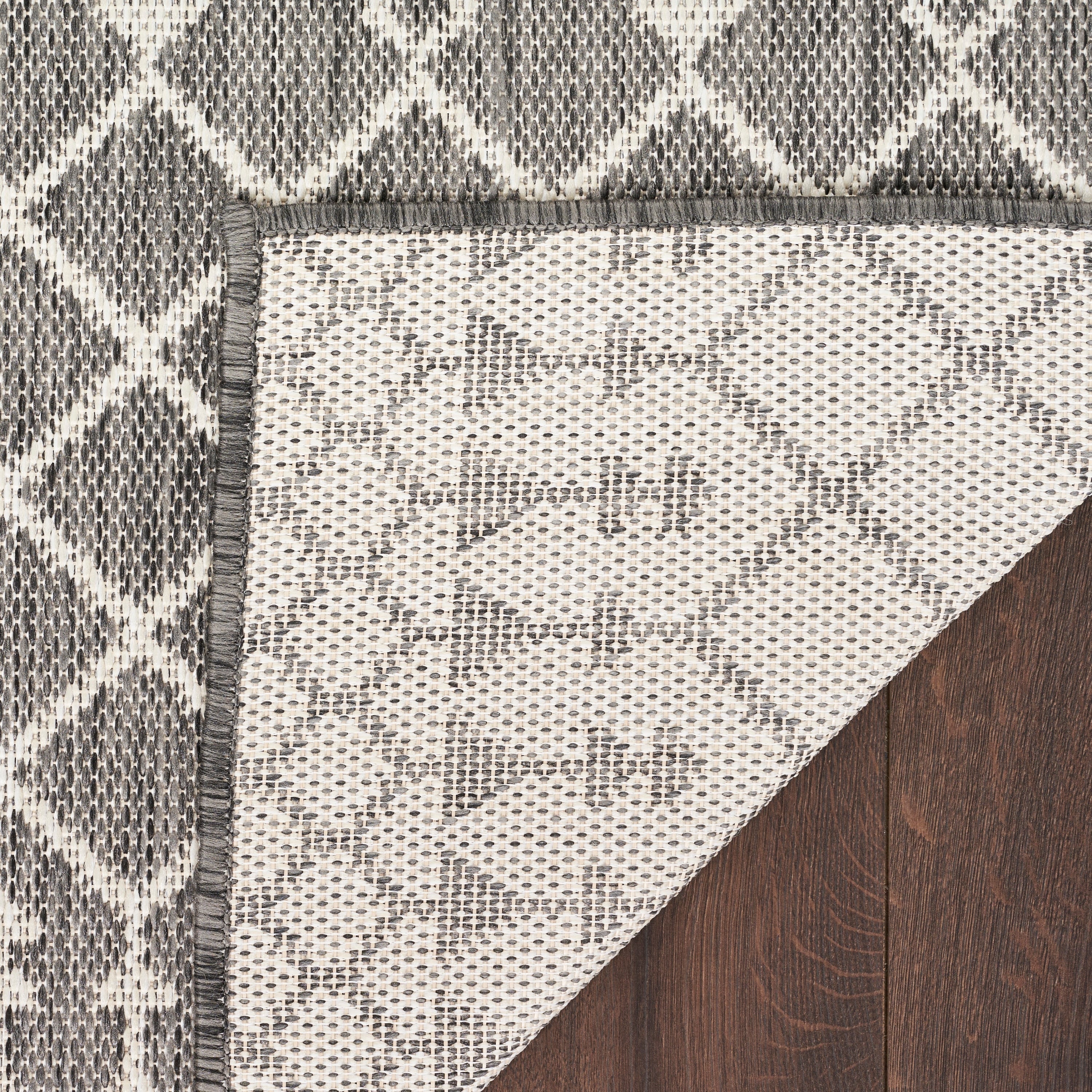 Nourison Selerno Indoor/Outdoor Moroccan Area Rug.