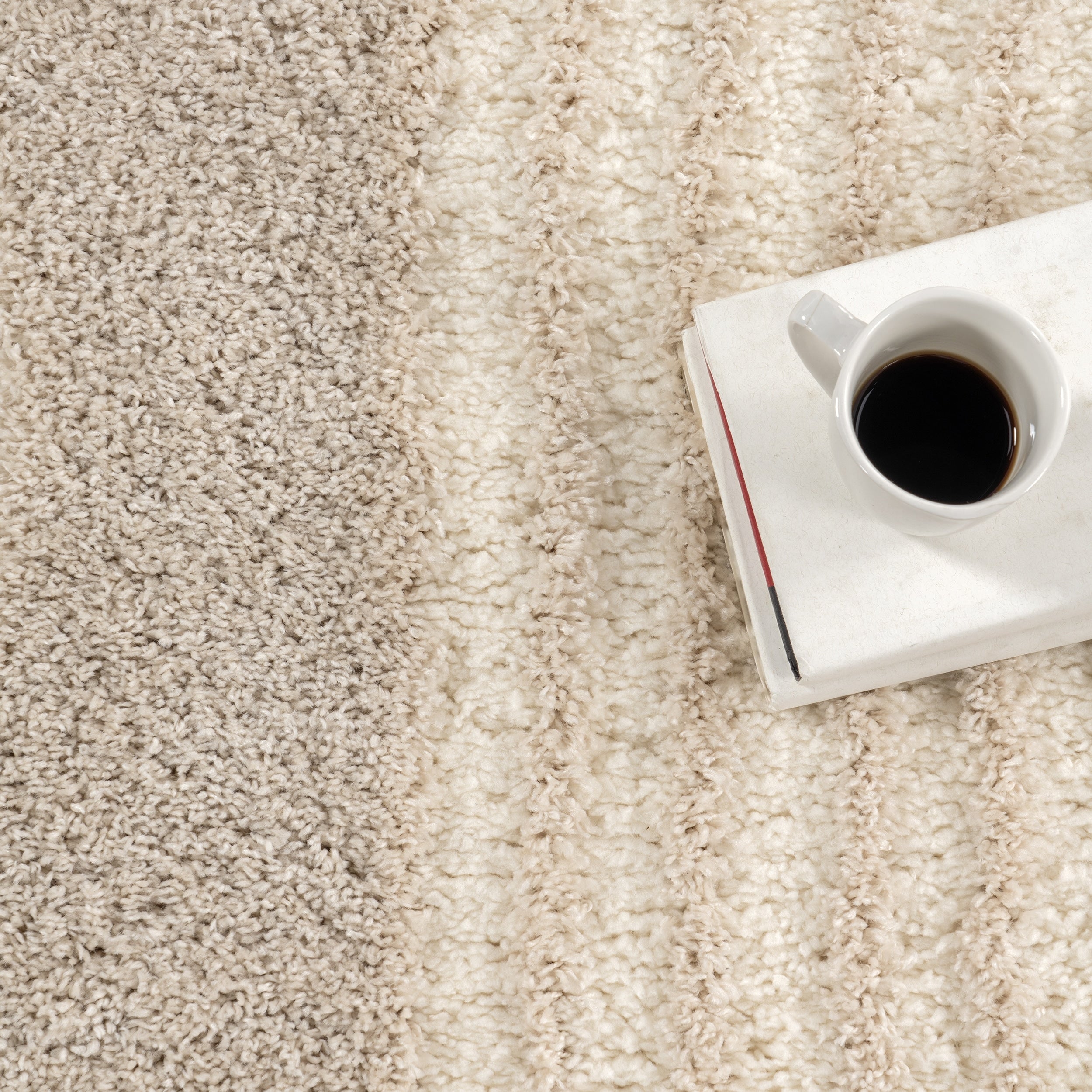 Nuloom Gloria Abstract Shag Area Rug