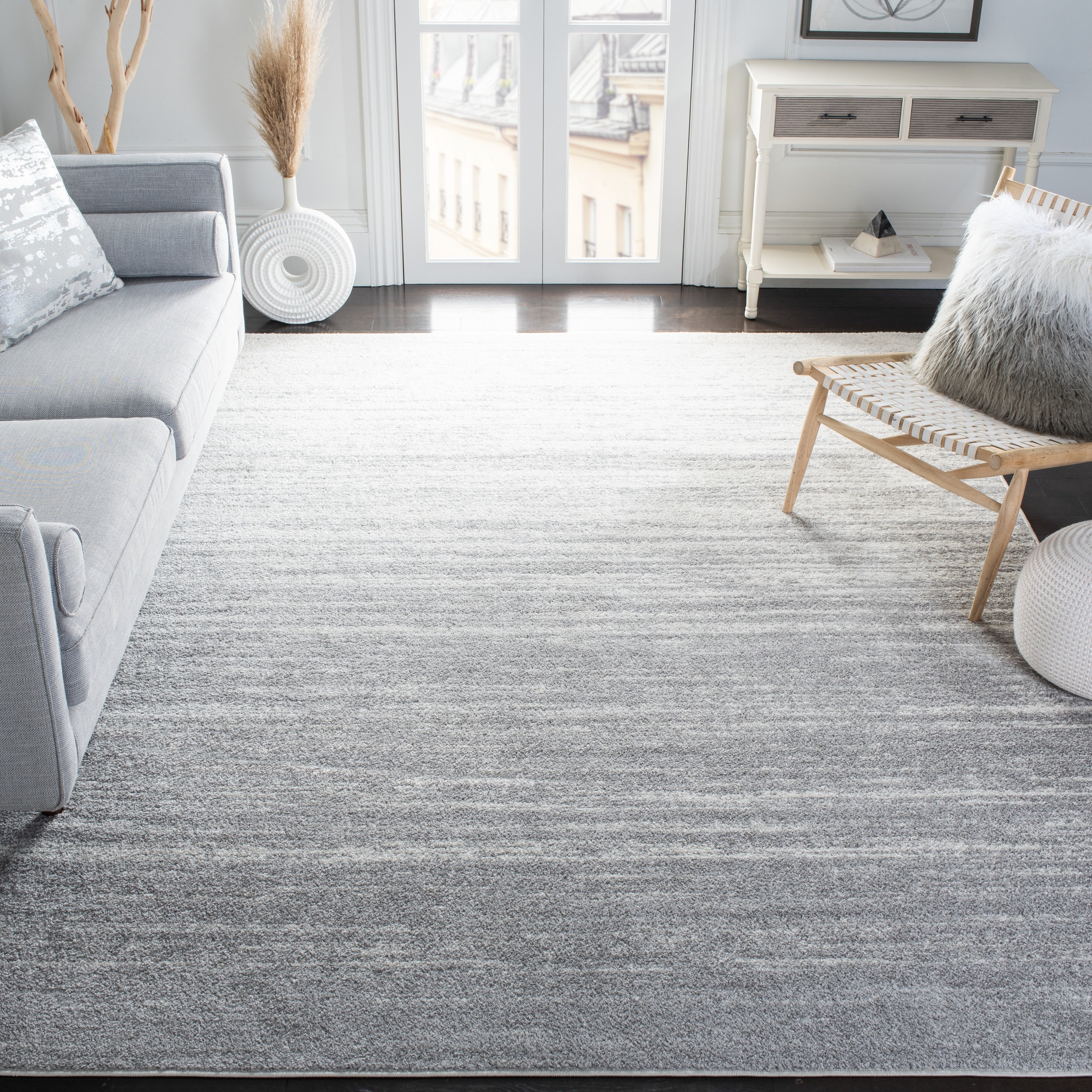 SAFAVIEH Adirondack Mieko Modern Ombre Distressed Area Rug